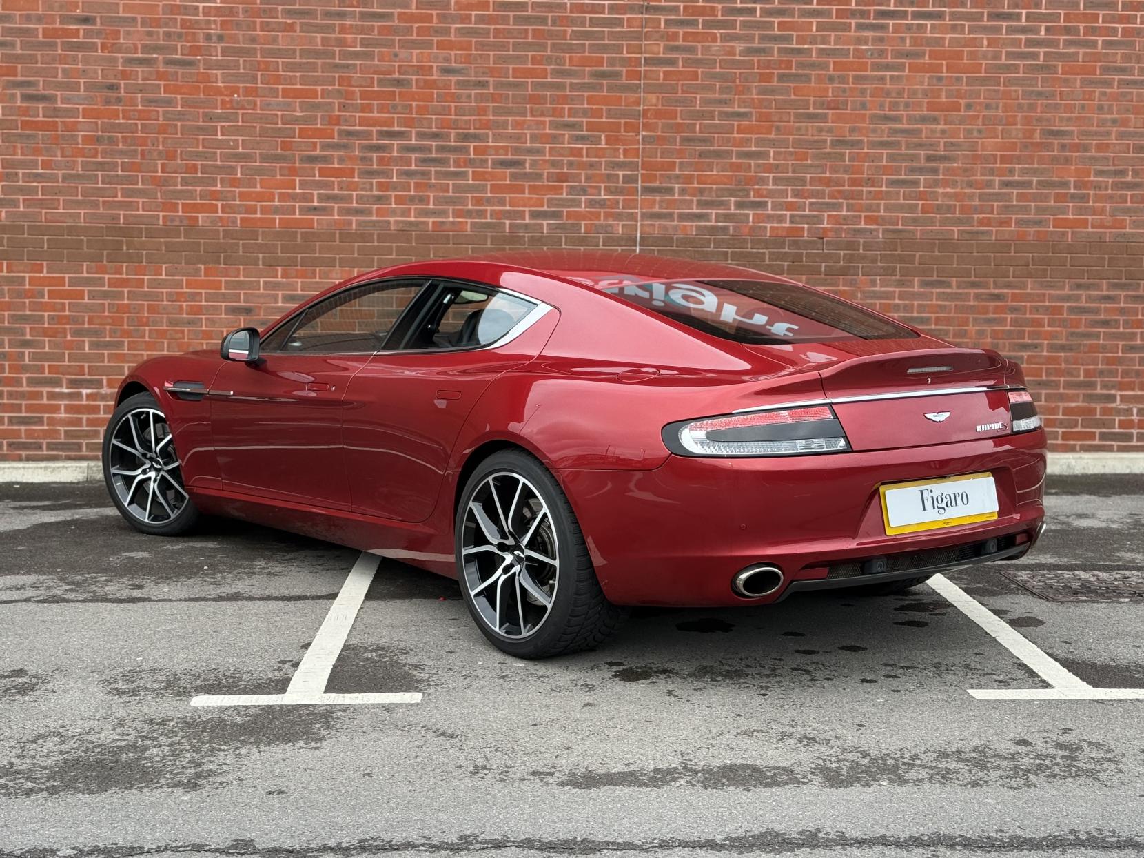 Aston Martin Rapide S 6.0 V12 S Saloon 4dr Petrol T-TronicII Euro 5 (550 bhp)