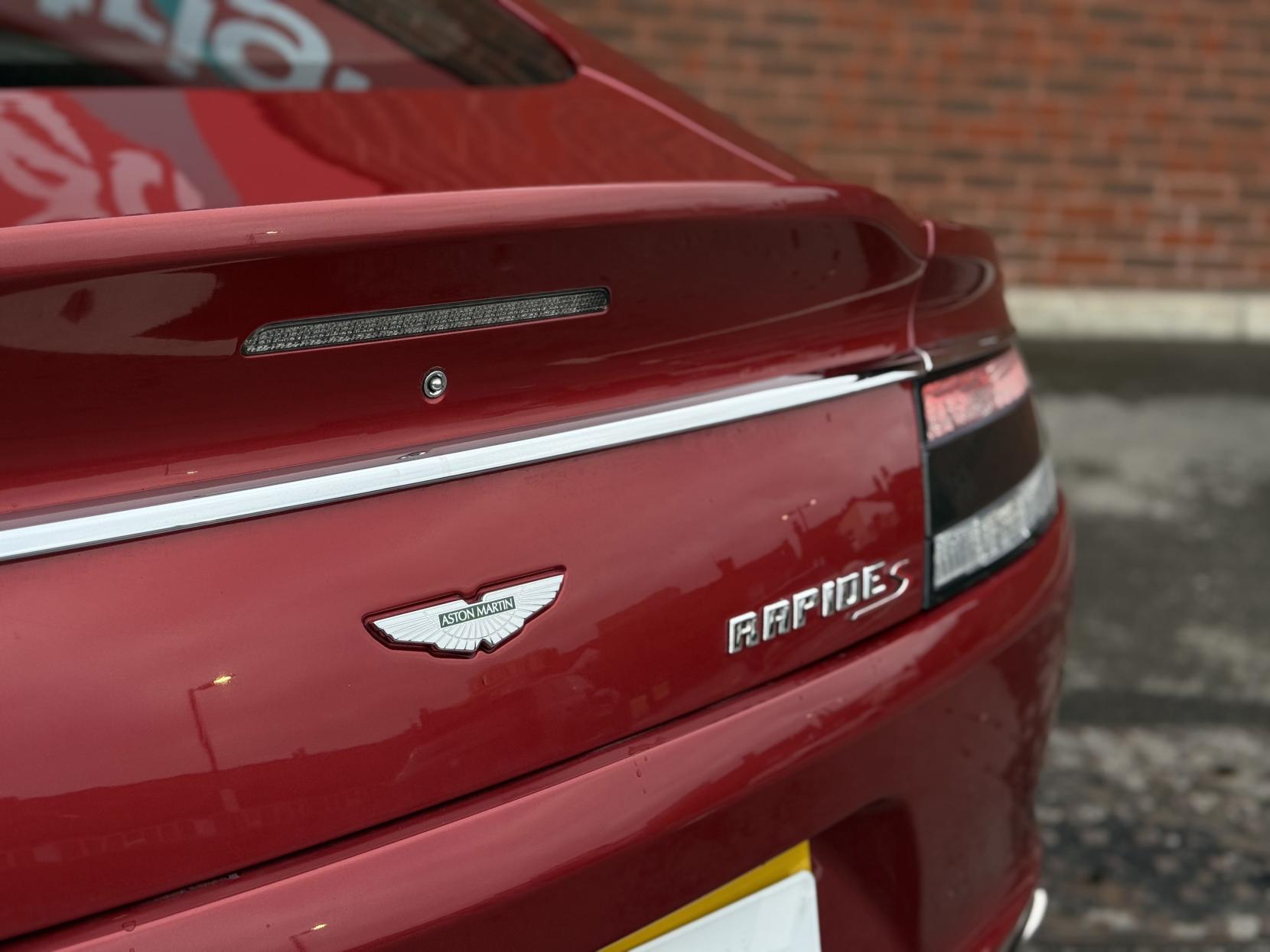 Aston Martin Rapide S 6.0 V12 S Saloon 4dr Petrol T-TronicII Euro 5 (550 bhp)