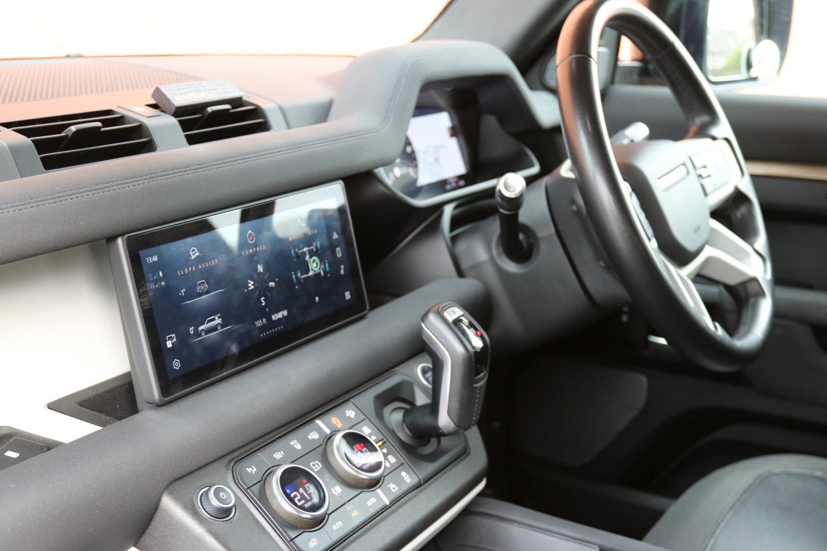 Land Rover Defender 110 2.0 SD4 S SUV 5dr Diesel Auto 4WD Euro 6 (s/s) (200 ps)