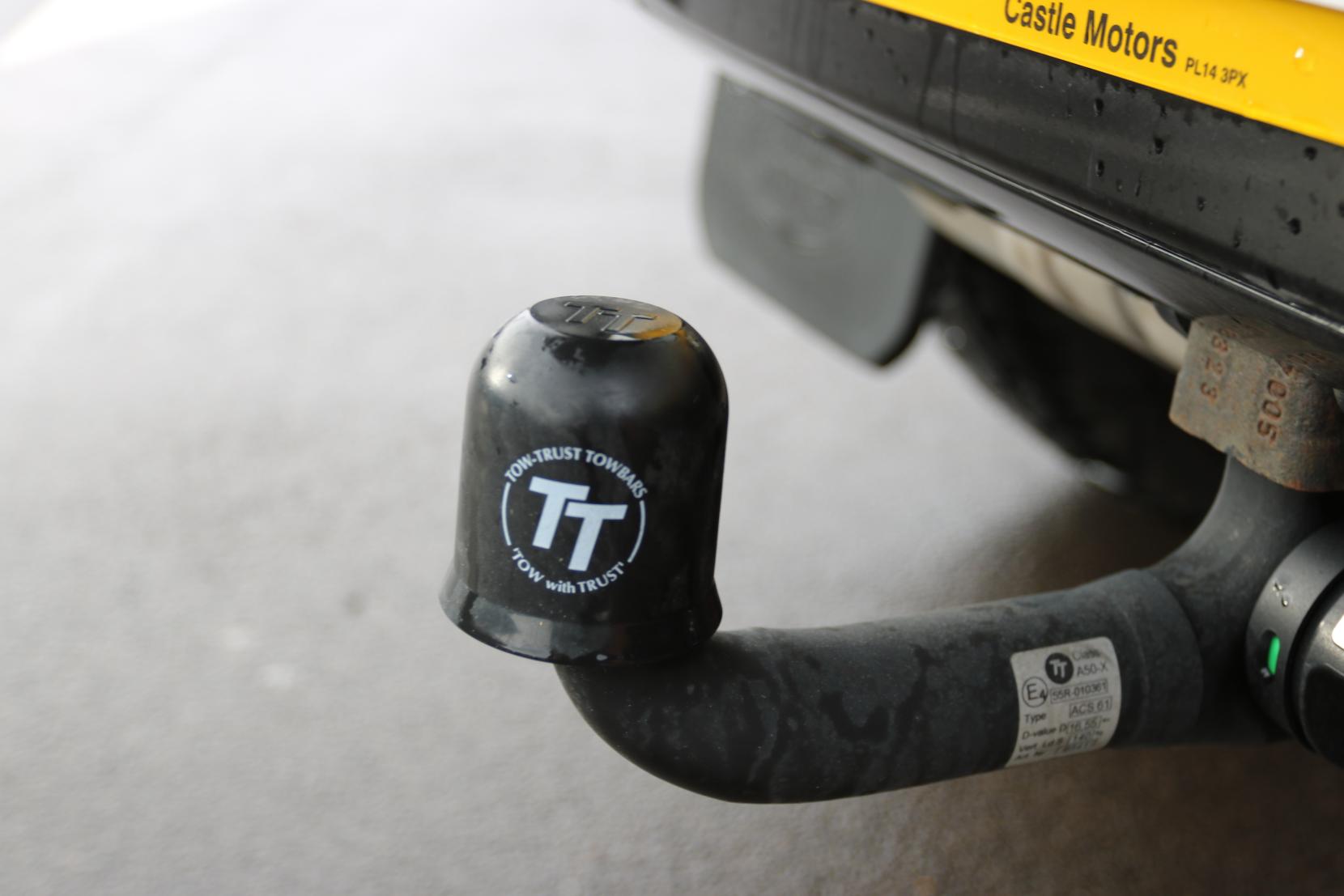 Land Rover Defender 110 2.0 SD4 S SUV 5dr Diesel Auto 4WD Euro 6 (s/s) (200 ps)