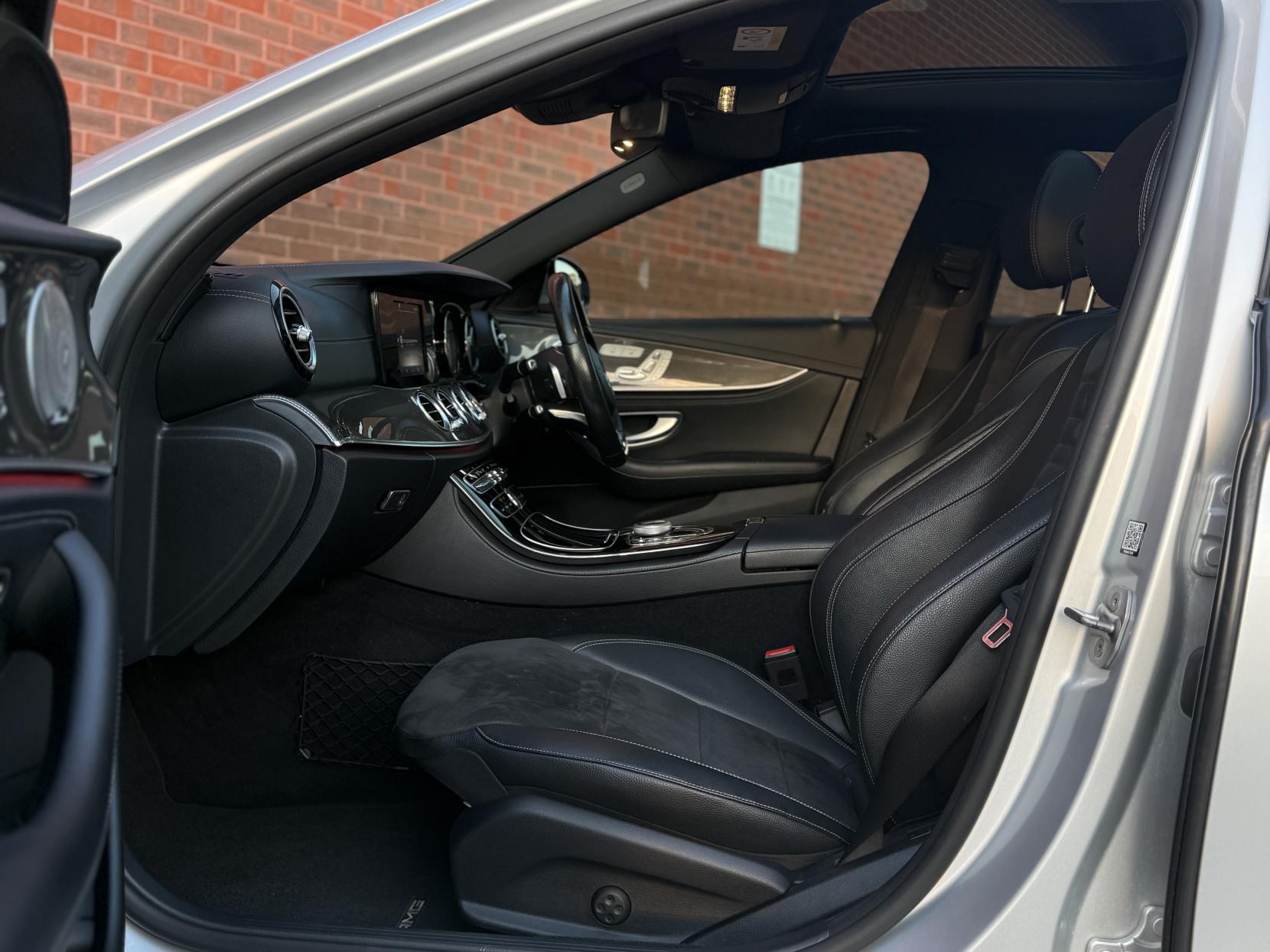 Mercedes-Benz E Class 2.0 E220d AMG Line (Premium Plus) Saloon 4dr Diesel G-Tronic+ Euro 6 (s/s) (194 ps)