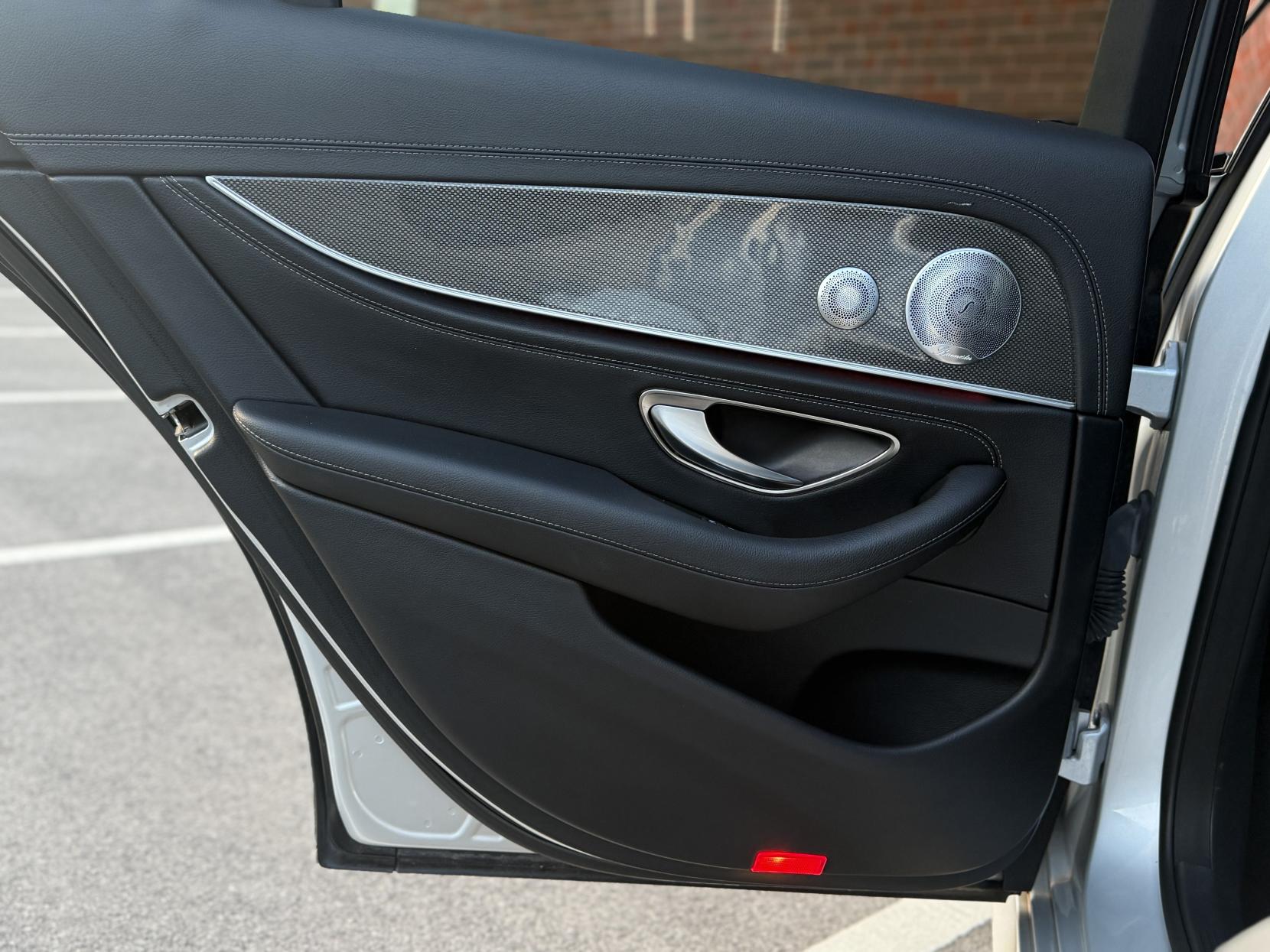 Mercedes-Benz E Class 2.0 E220d AMG Line (Premium Plus) Saloon 4dr Diesel G-Tronic+ Euro 6 (s/s) (194 ps)