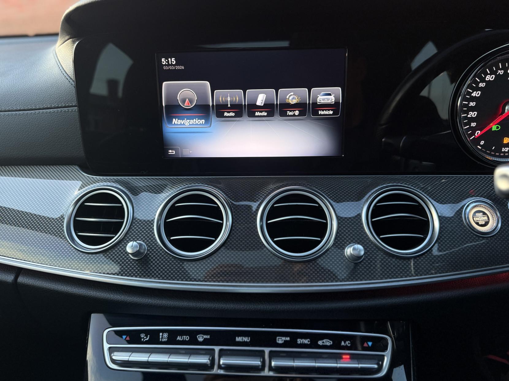 Mercedes-Benz E Class 2.0 E220d AMG Line (Premium Plus) Saloon 4dr Diesel G-Tronic+ Euro 6 (s/s) (194 ps)