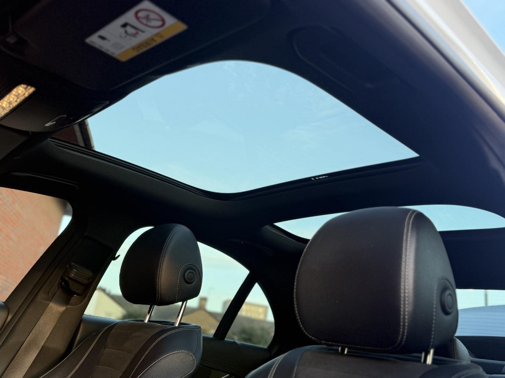 Mercedes-Benz E Class 2.0 E220d AMG Line (Premium Plus) Saloon 4dr Diesel G-Tronic+ Euro 6 (s/s) (194 ps)