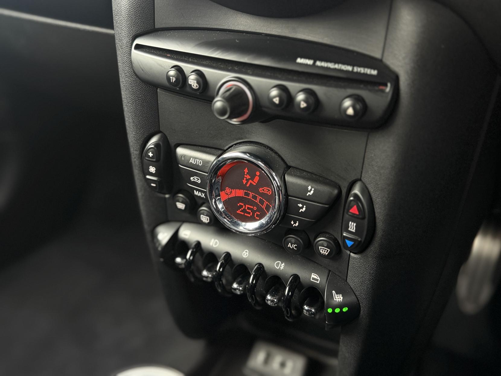 MINI Hatch 1.6 Cooper S Hatchback 3dr Petrol Manual Euro 5 (s/s) (184 ps)