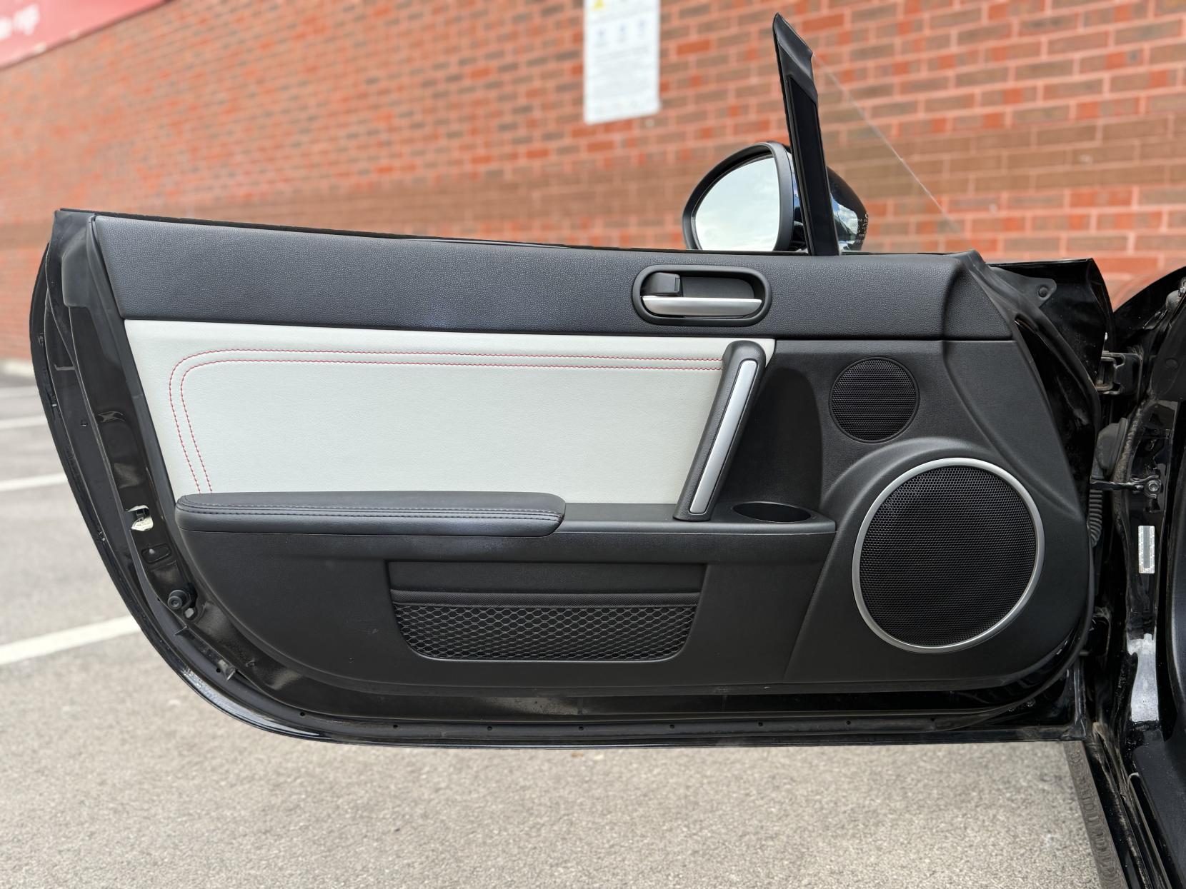 Mazda MX-5 2.0i Kuro Roadster 2dr Petrol Manual Euro 5 (160 ps)