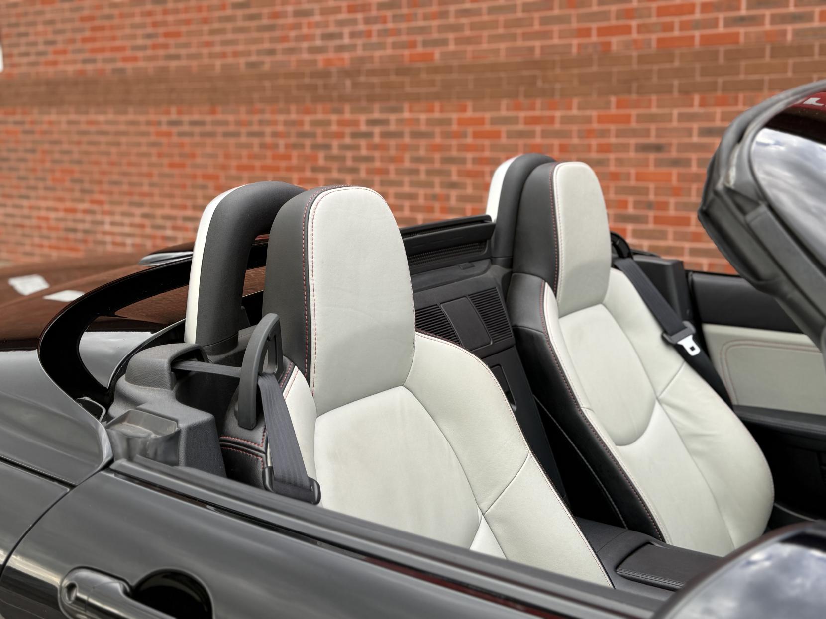 Mazda MX-5 2.0i Kuro Roadster 2dr Petrol Manual Euro 5 (160 ps)