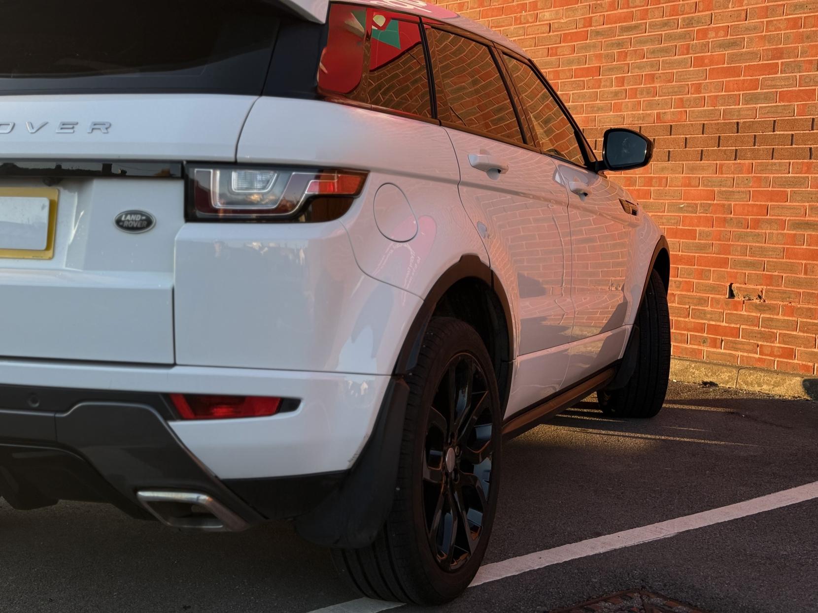 Land Rover Range Rover Evoque 2.0 TD4 HSE Dynamic SUV 5dr Diesel Auto 4WD Euro 6 (s/s) (180 ps)