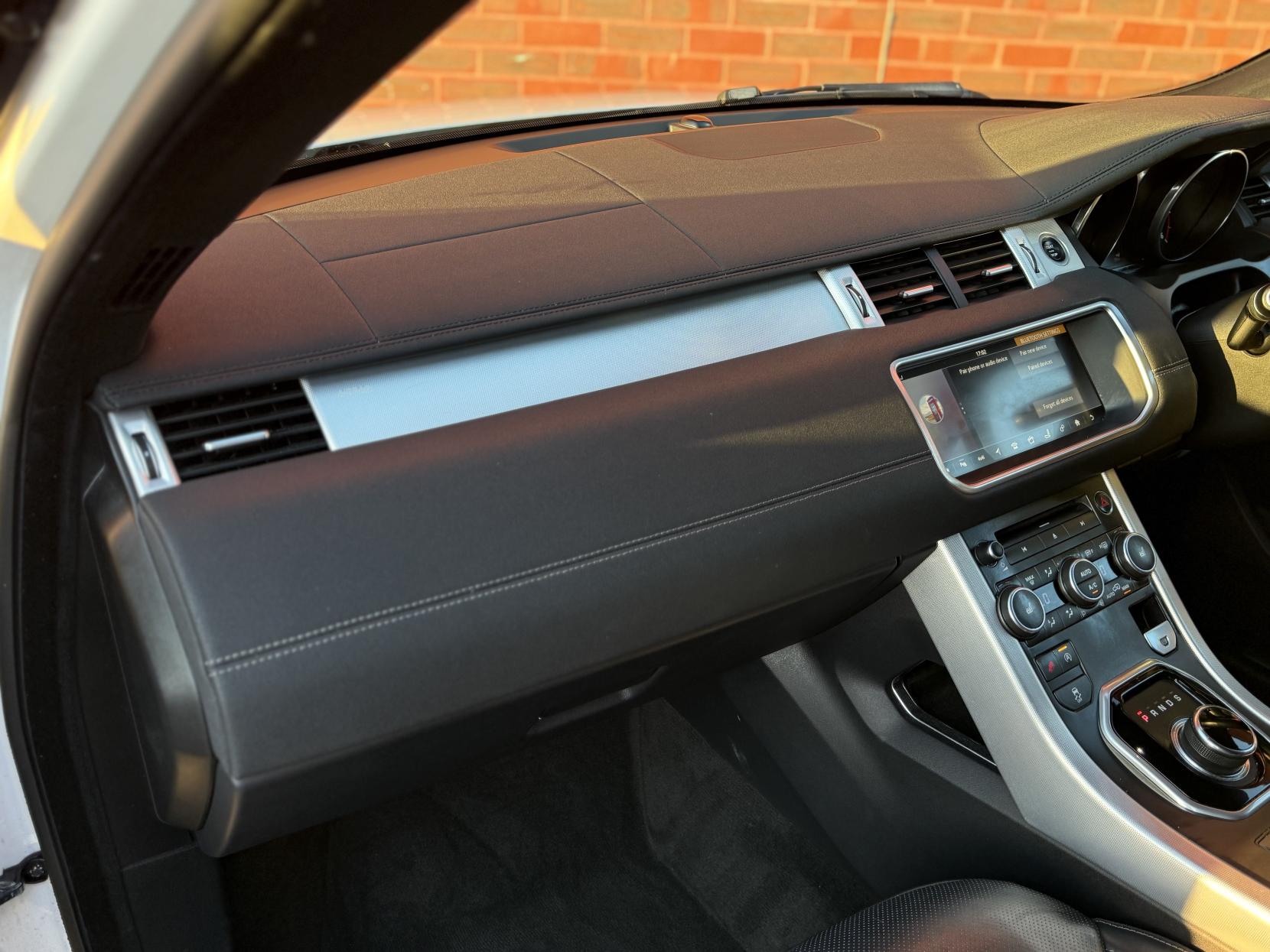 Land Rover Range Rover Evoque 2.0 TD4 HSE Dynamic SUV 5dr Diesel Auto 4WD Euro 6 (s/s) (180 ps)