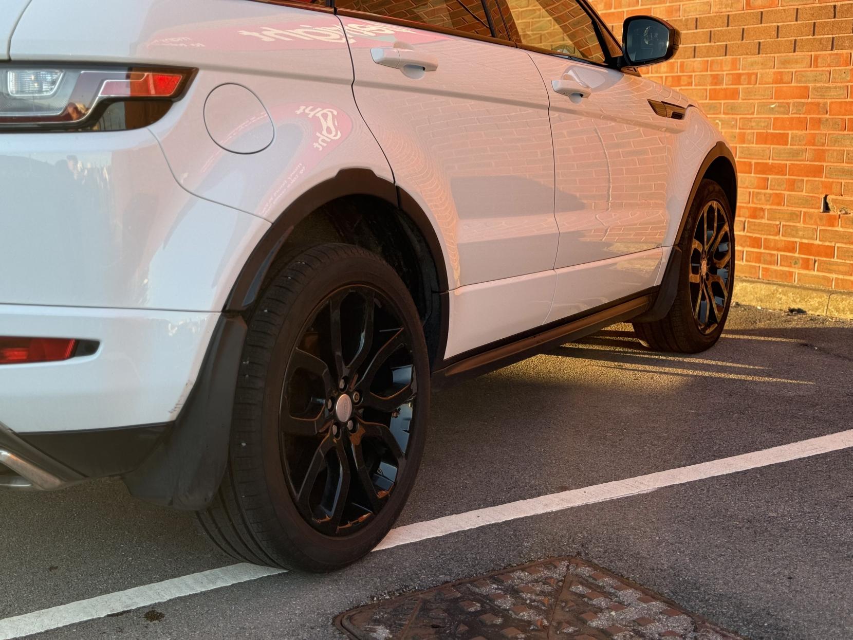Land Rover Range Rover Evoque 2.0 TD4 HSE Dynamic SUV 5dr Diesel Auto 4WD Euro 6 (s/s) (180 ps)