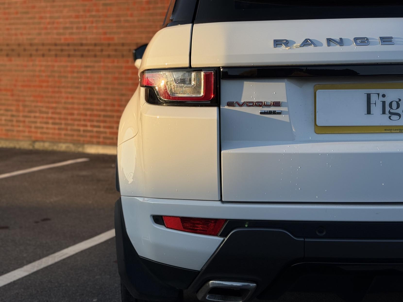 Land Rover Range Rover Evoque 2.0 TD4 HSE Dynamic SUV 5dr Diesel Auto 4WD Euro 6 (s/s) (180 ps)