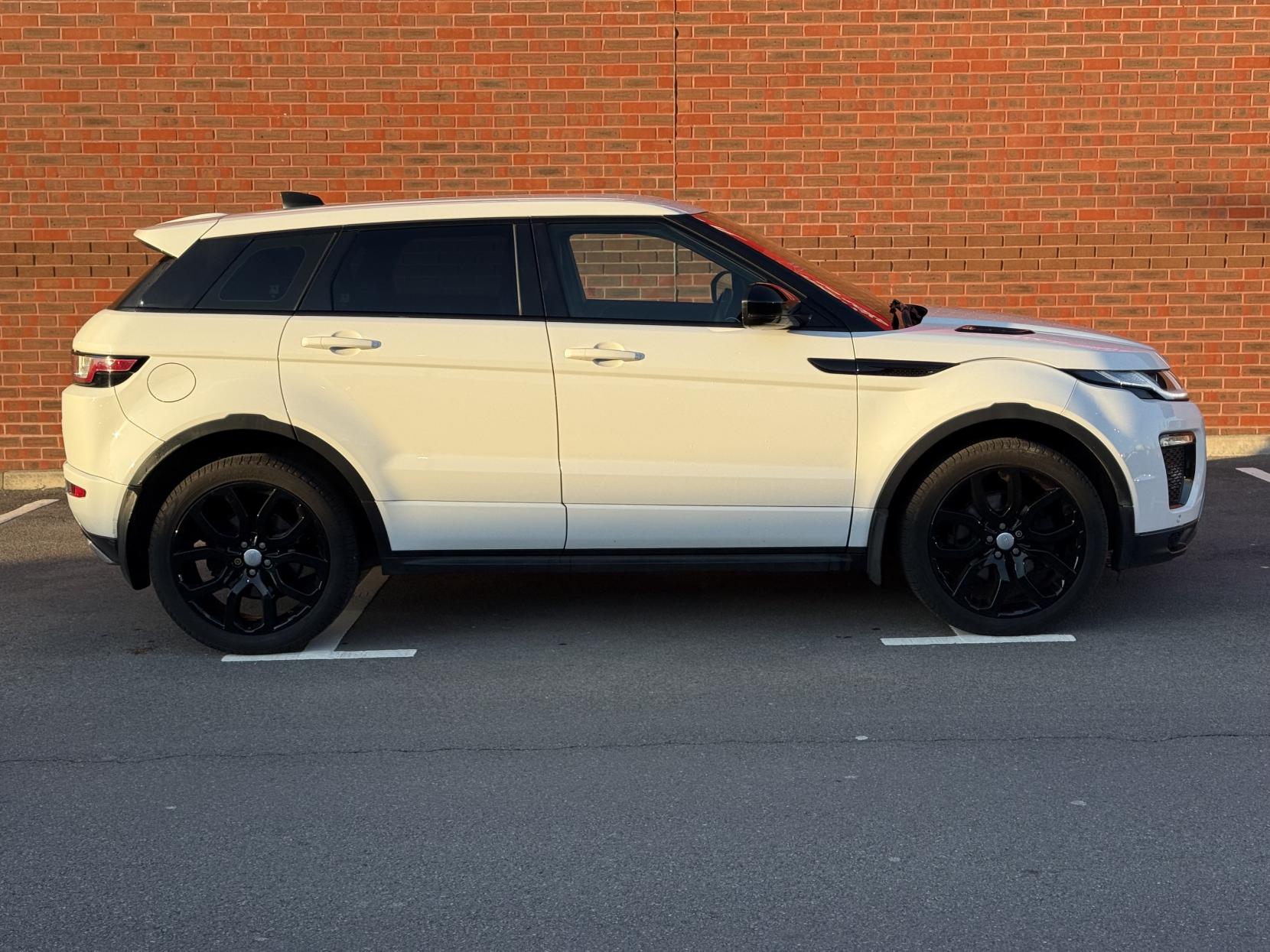 Land Rover Range Rover Evoque 2.0 TD4 HSE Dynamic SUV 5dr Diesel Auto 4WD Euro 6 (s/s) (180 ps)