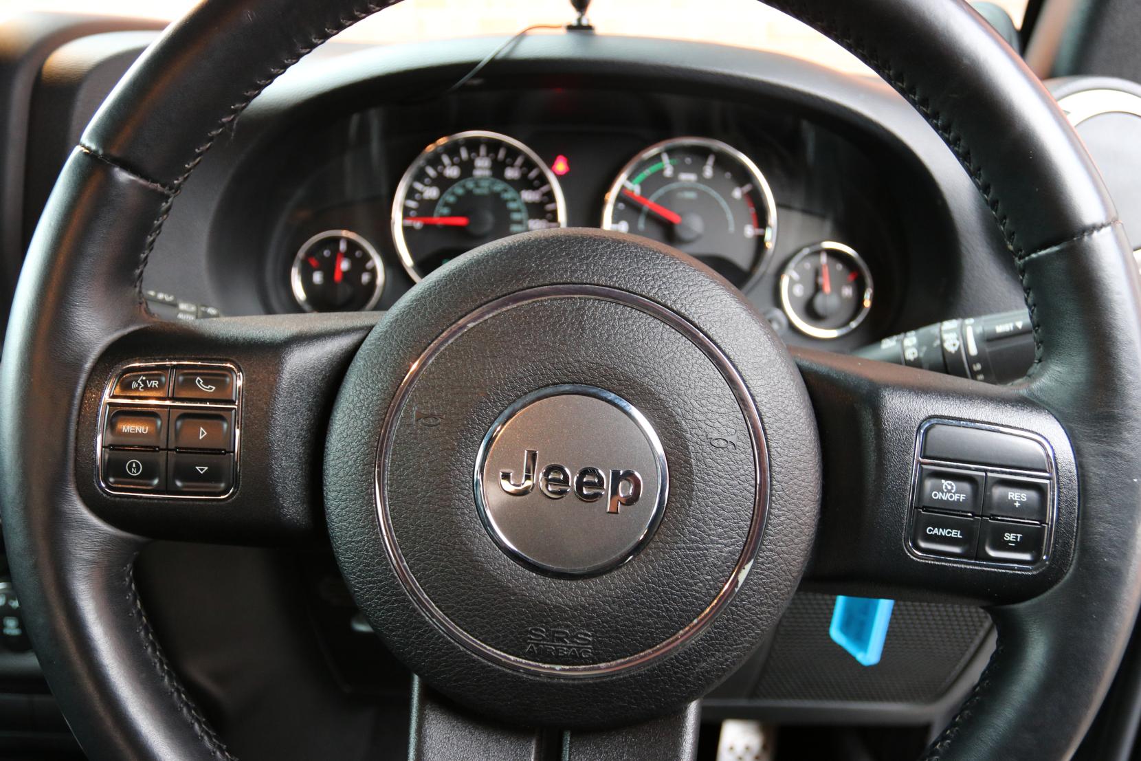 Jeep Wrangler 2.8 CRD Sahara SUV 2dr Diesel Auto 4WD Euro 5 (197 bhp)