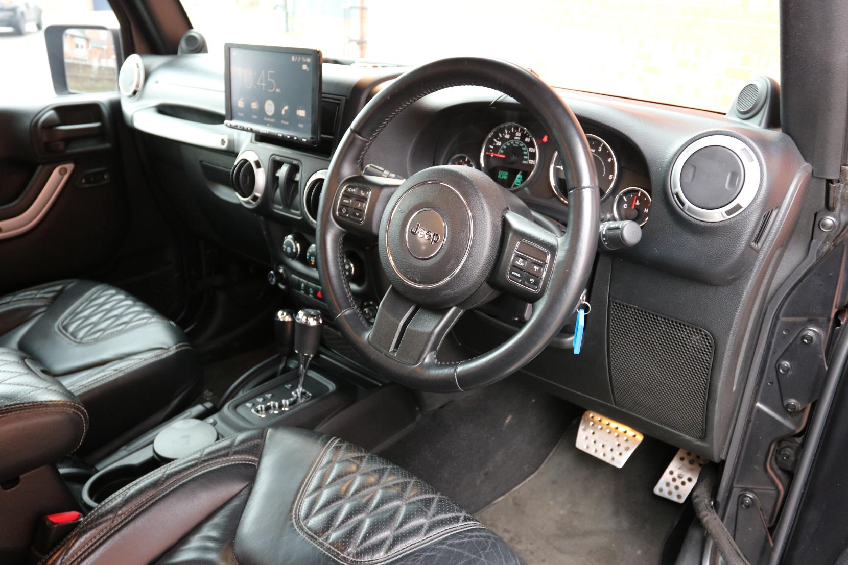 Jeep Wrangler 2.8 CRD Sahara SUV 2dr Diesel Auto 4WD Euro 5 (197 bhp)