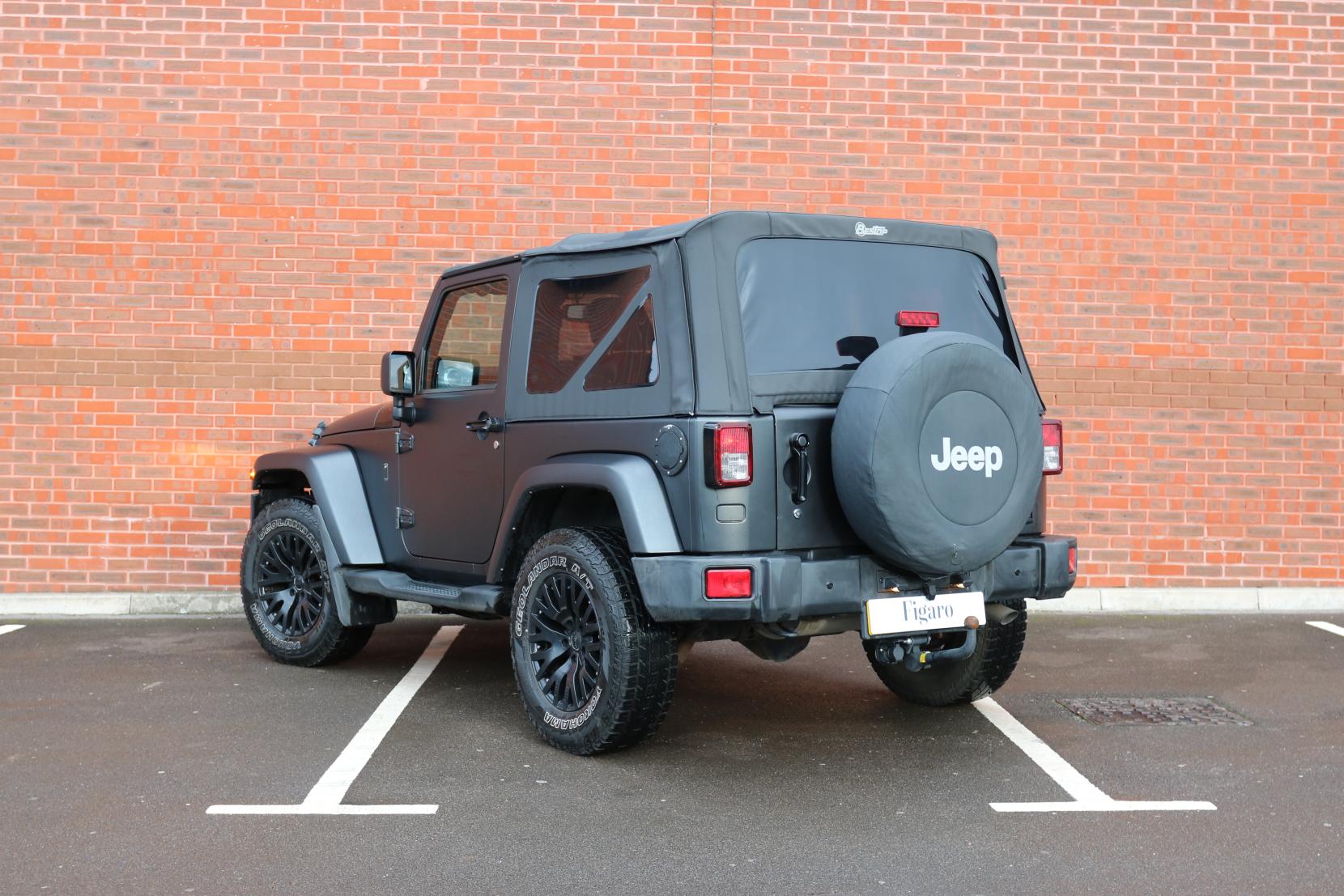 Jeep Wrangler 2.8 CRD Sahara SUV 2dr Diesel Auto 4WD Euro 5 (197 bhp)