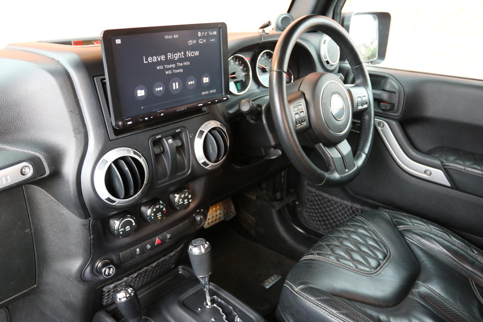 Jeep Wrangler 2.8 CRD Sahara SUV 2dr Diesel Auto 4WD Euro 5 (197 bhp)