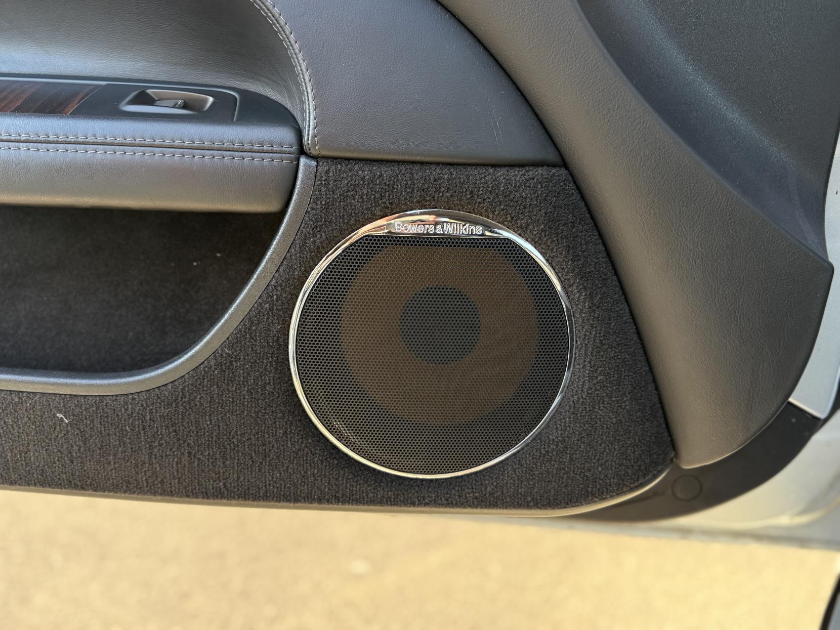 Jaguar XK 5.0 V8 Portfolio Convertible 2dr Petrol Auto Euro 5 (385 ps)