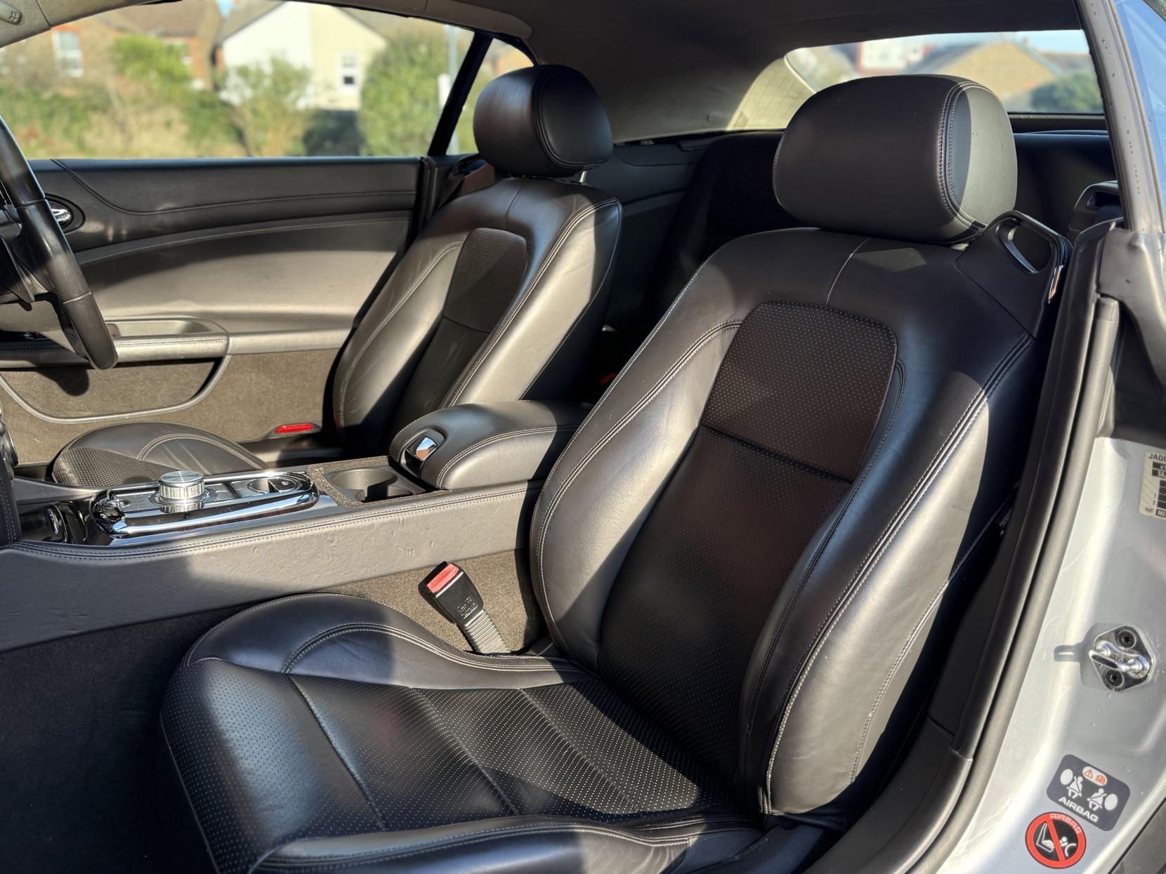 Jaguar XK 5.0 V8 Portfolio Convertible 2dr Petrol Auto Euro 5 (385 ps)