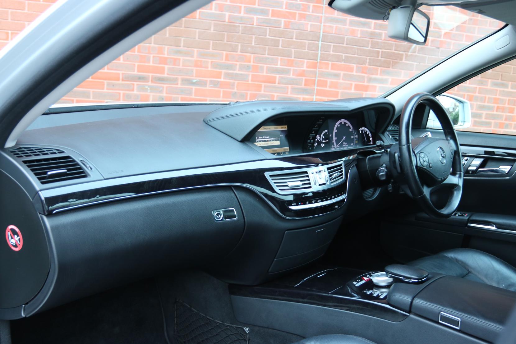 Mercedes-Benz S Class 3.0 S350 V6 BlueTEC Saloon 4dr Diesel G-Tronic+ Euro 6 (s/s) (258 ps)