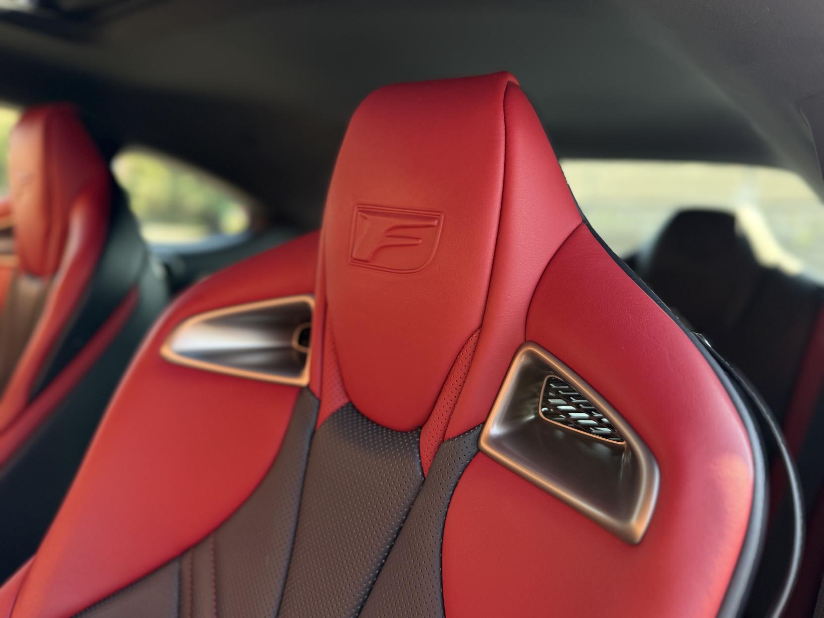 Lexus RC F 5.0 V8 Carbon Coupe 2dr Petrol Auto Euro 6 (463 ps)