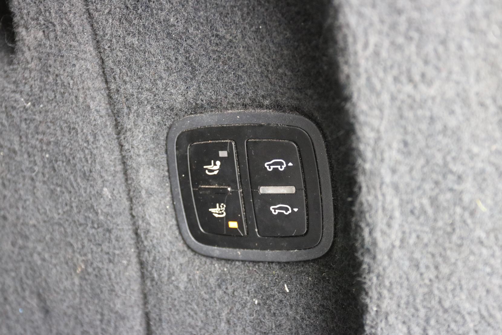 Porsche Cayenne 4.2 TD V8 S SUV 5dr Diesel TiptronicS 4WD Euro 6 (s/s) (385 ps)