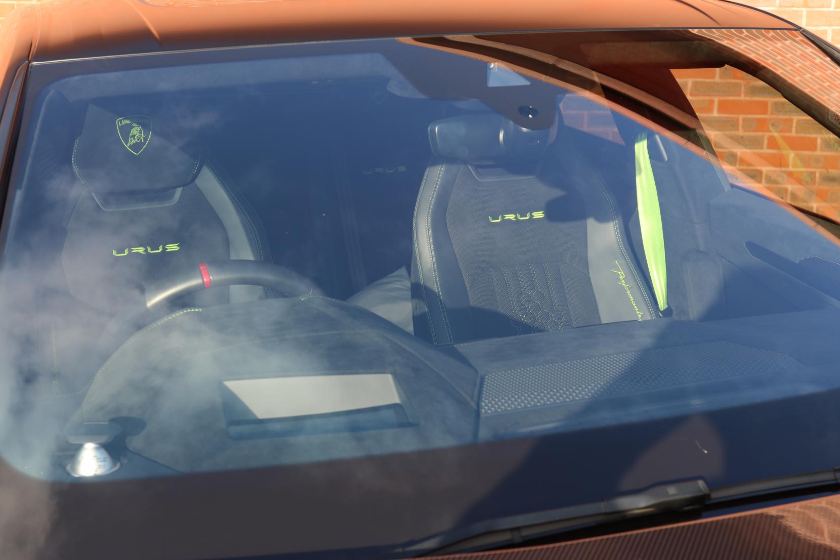 Lamborghini Urus 4.0 V8 BiTurbo Performante SUV 5dr Petrol Auto 4WD Euro 6 (666 ps)