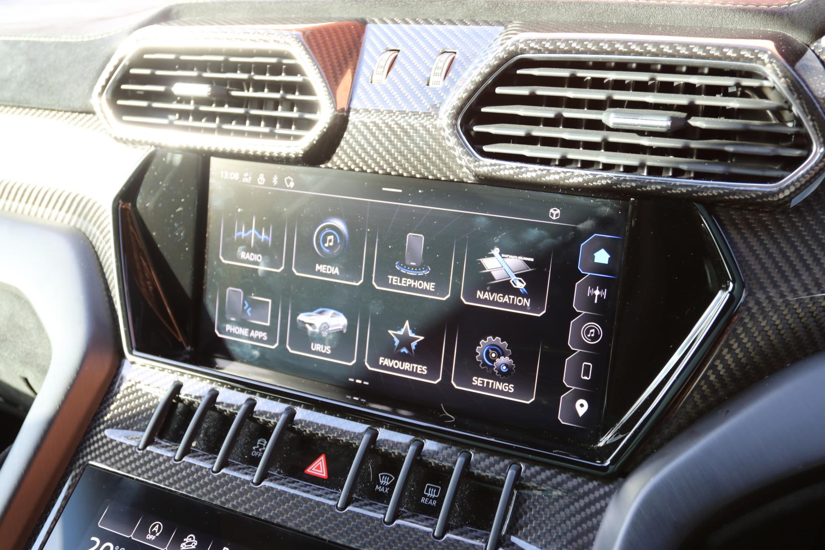 Lamborghini Urus 4.0 V8 BiTurbo Performante SUV 5dr Petrol Auto 4WD Euro 6 (666 ps)