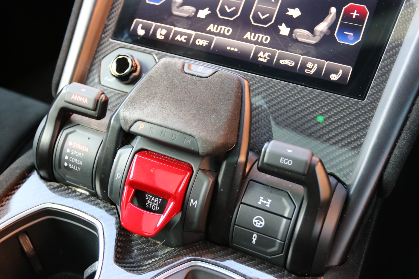 Lamborghini Urus 4.0 V8 BiTurbo Performante SUV 5dr Petrol Auto 4WD Euro 6 (666 ps)