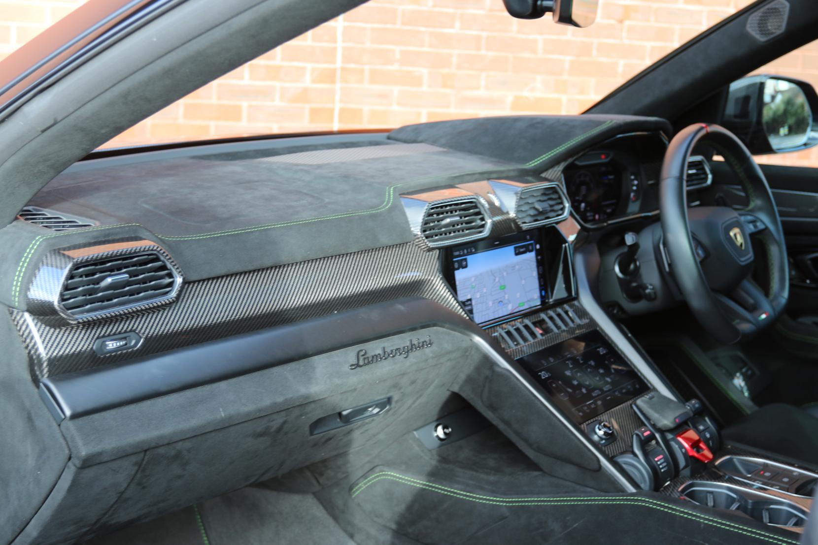 Lamborghini Urus 4.0 V8 BiTurbo Performante SUV 5dr Petrol Auto 4WD Euro 6 (666 ps)