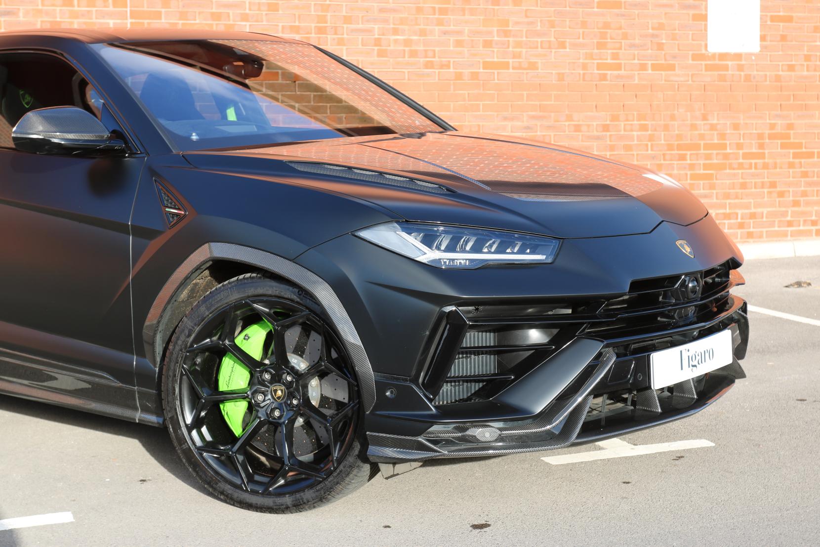 Lamborghini Urus 4.0 V8 BiTurbo Performante SUV 5dr Petrol Auto 4WD Euro 6 (666 ps)