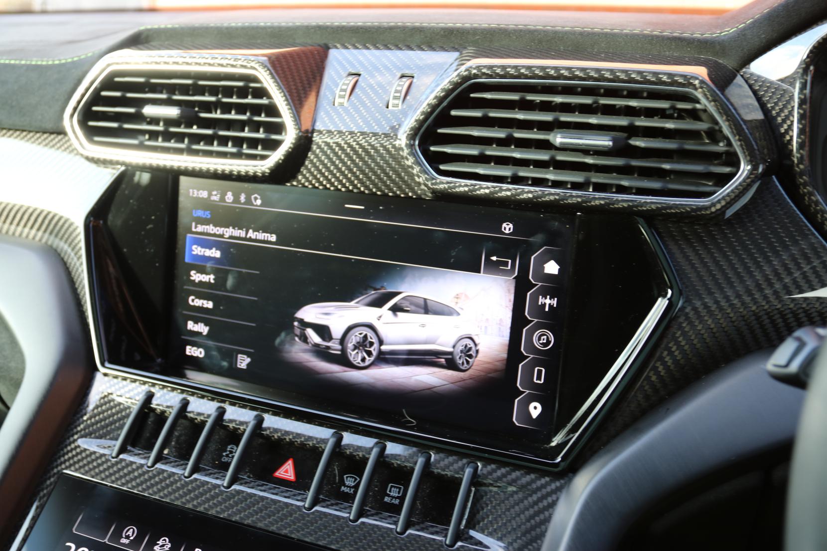 Lamborghini Urus 4.0 V8 BiTurbo Performante SUV 5dr Petrol Auto 4WD Euro 6 (666 ps)