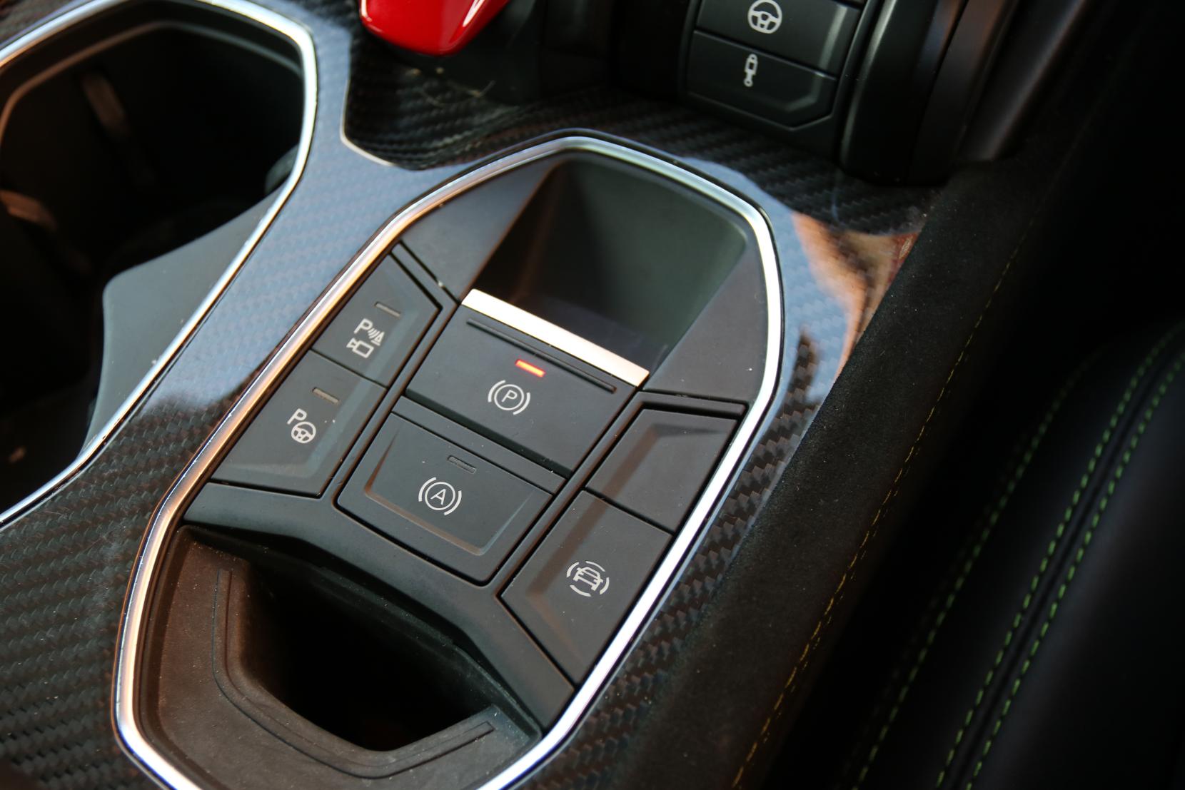 Lamborghini Urus 4.0 V8 BiTurbo Performante SUV 5dr Petrol Auto 4WD Euro 6 (666 ps)