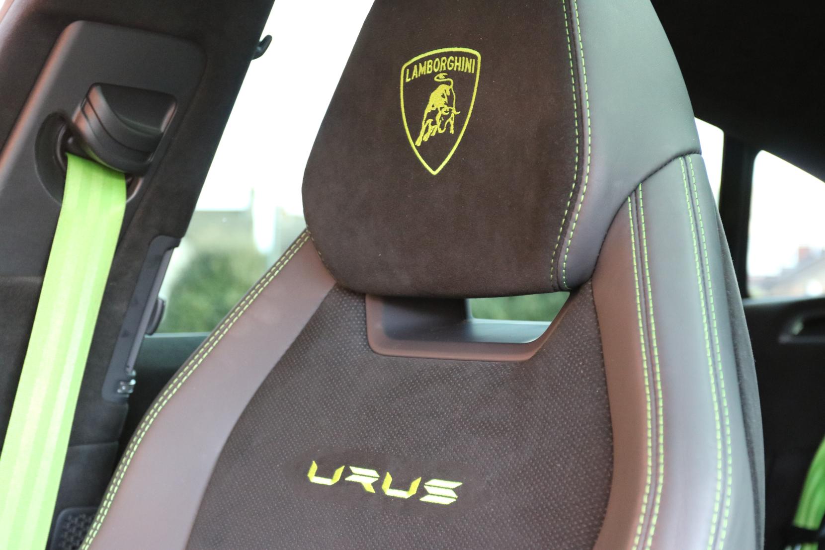 Lamborghini Urus 4.0 V8 BiTurbo Performante SUV 5dr Petrol Auto 4WD Euro 6 (666 ps)