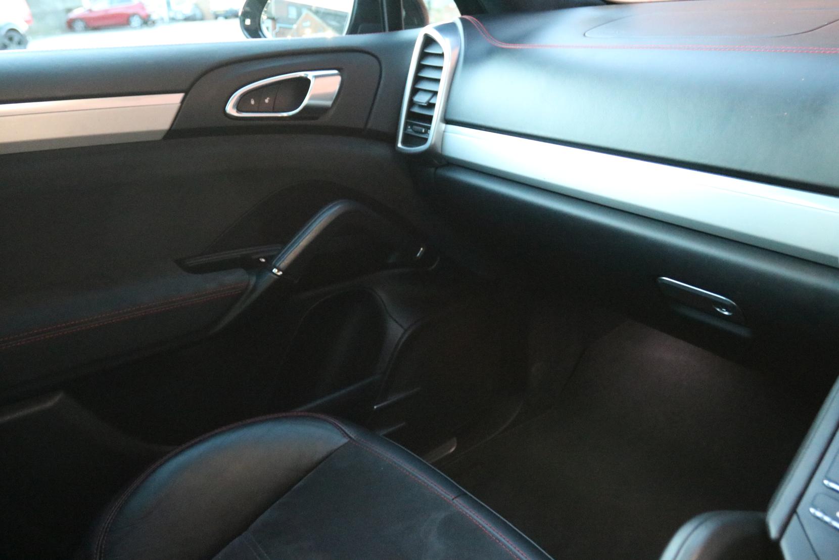 Porsche Cayenne 3.6T V6 GTS SUV 5dr Petrol TiptronicS 4WD Euro 6 (s/s) (440 ps)