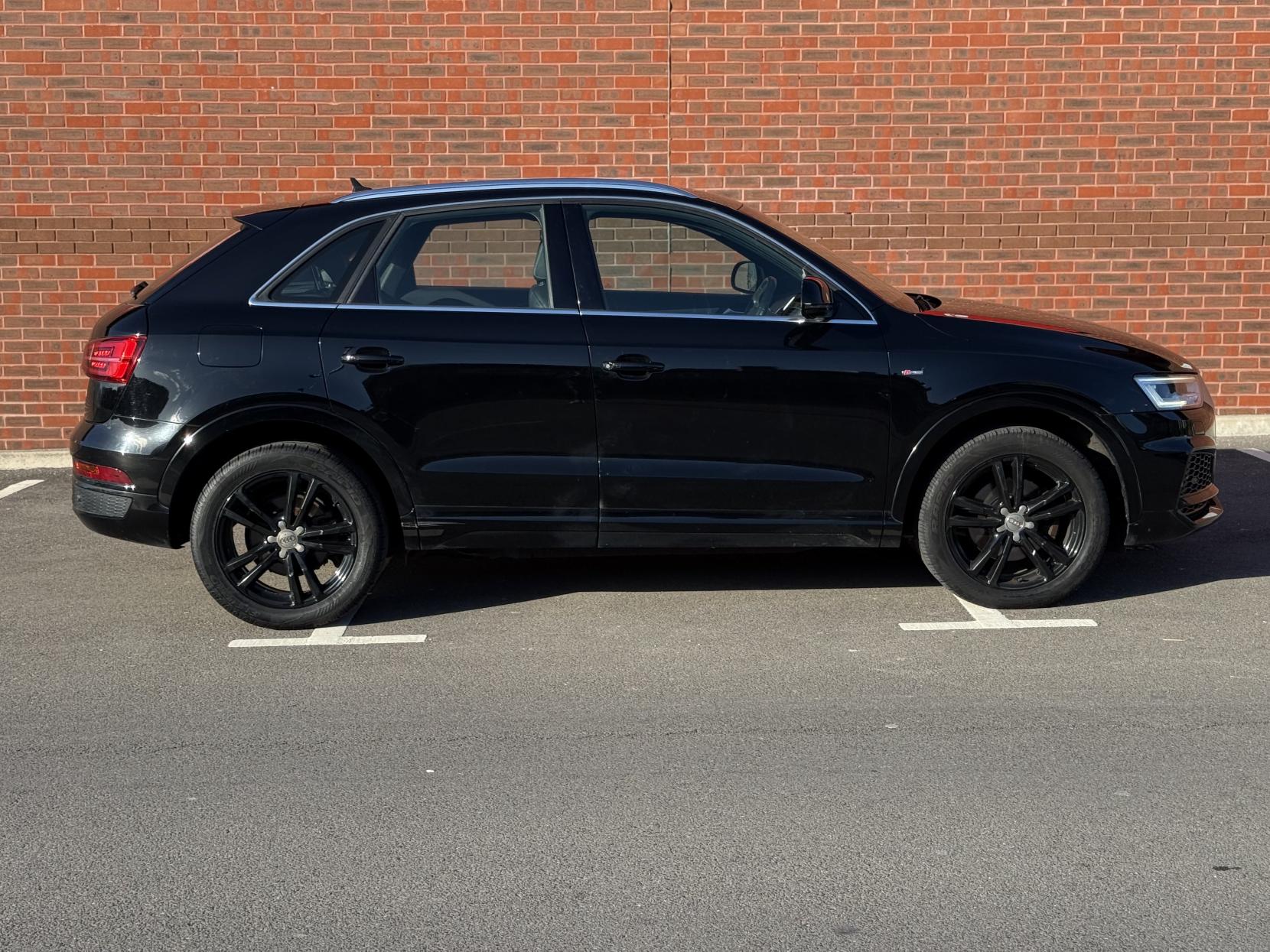 Audi Q3 1.4 TFSI CoD S line Edition SUV 5dr Petrol S Tronic Euro 6 (s/s) (150 ps)