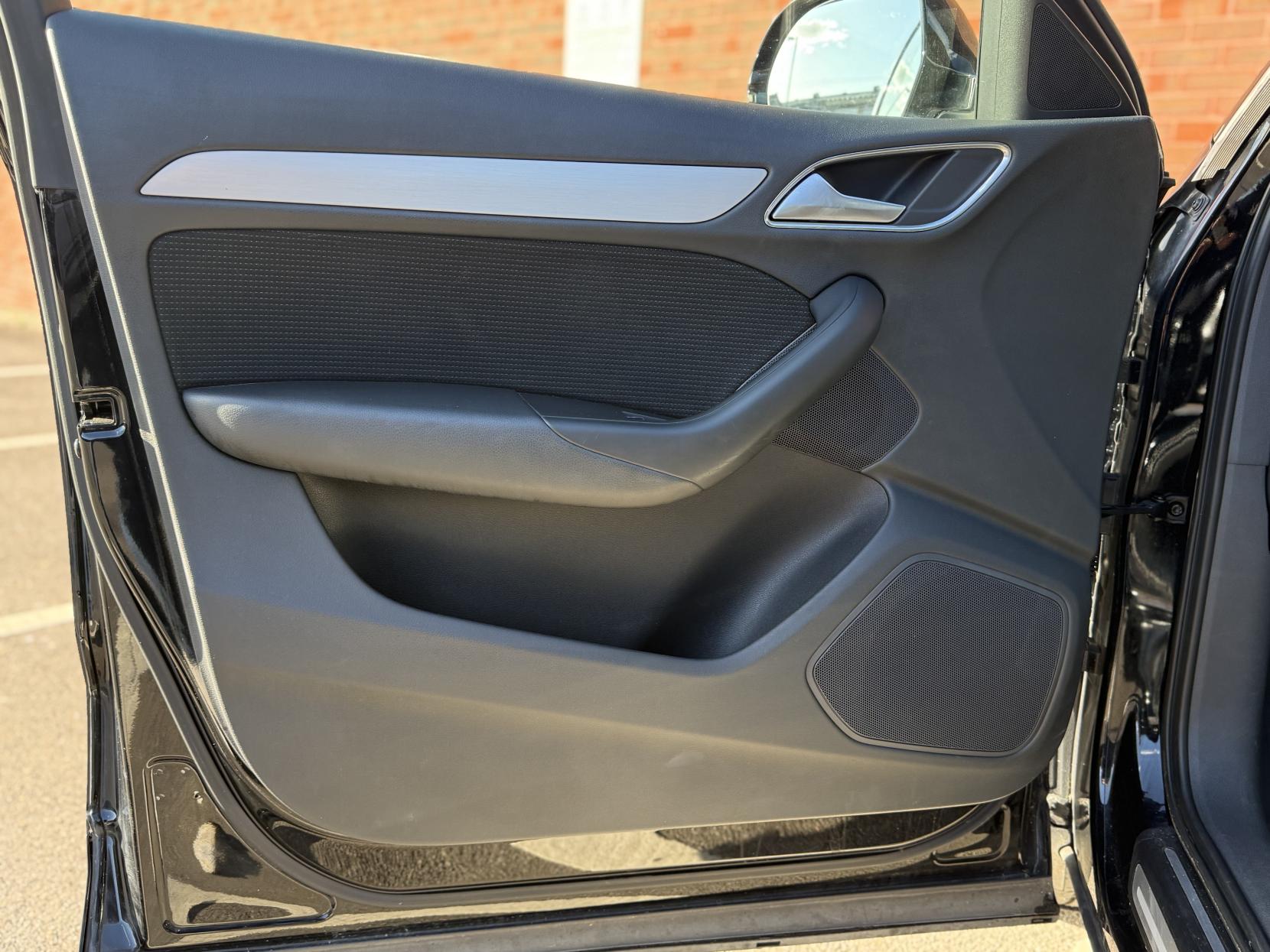 Audi Q3 1.4 TFSI CoD S line Edition SUV 5dr Petrol S Tronic Euro 6 (s/s) (150 ps)