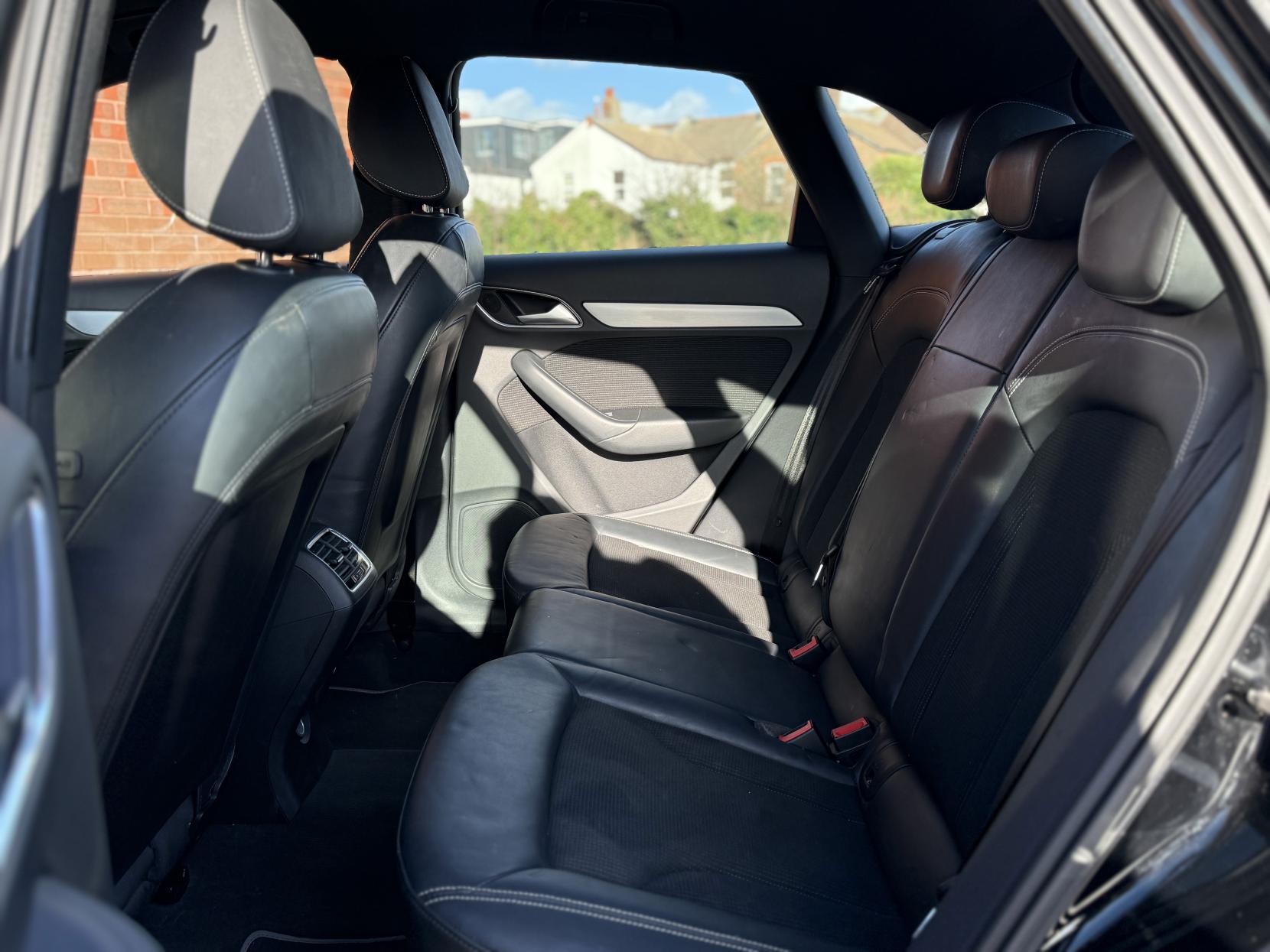 Audi Q3 1.4 TFSI CoD S line Edition SUV 5dr Petrol S Tronic Euro 6 (s/s) (150 ps)