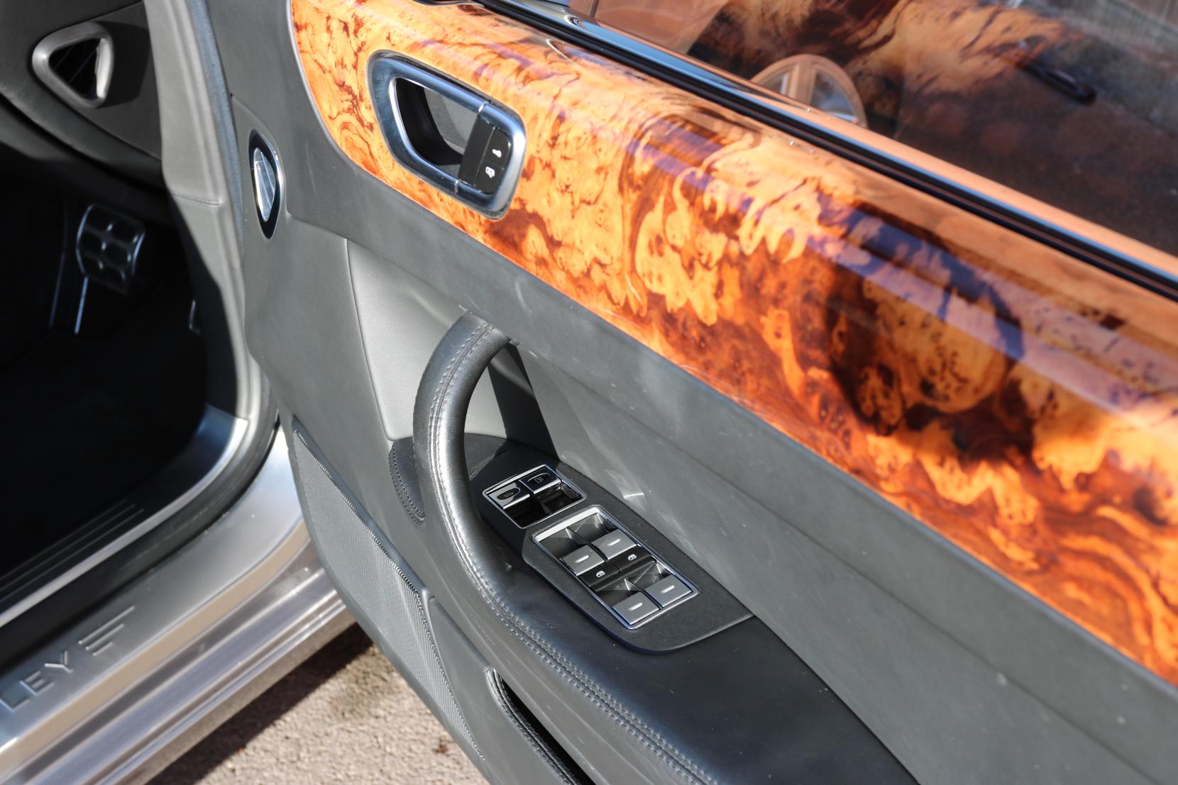 Bentley Continental 6.0 W12 Flying Spur Saloon 4dr Petrol Auto 4WD Euro 4 (560 ps)