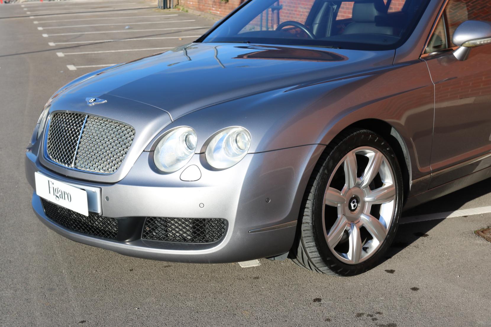 Bentley Continental 6.0 W12 Flying Spur Saloon 4dr Petrol Auto 4WD Euro 4 (560 ps)