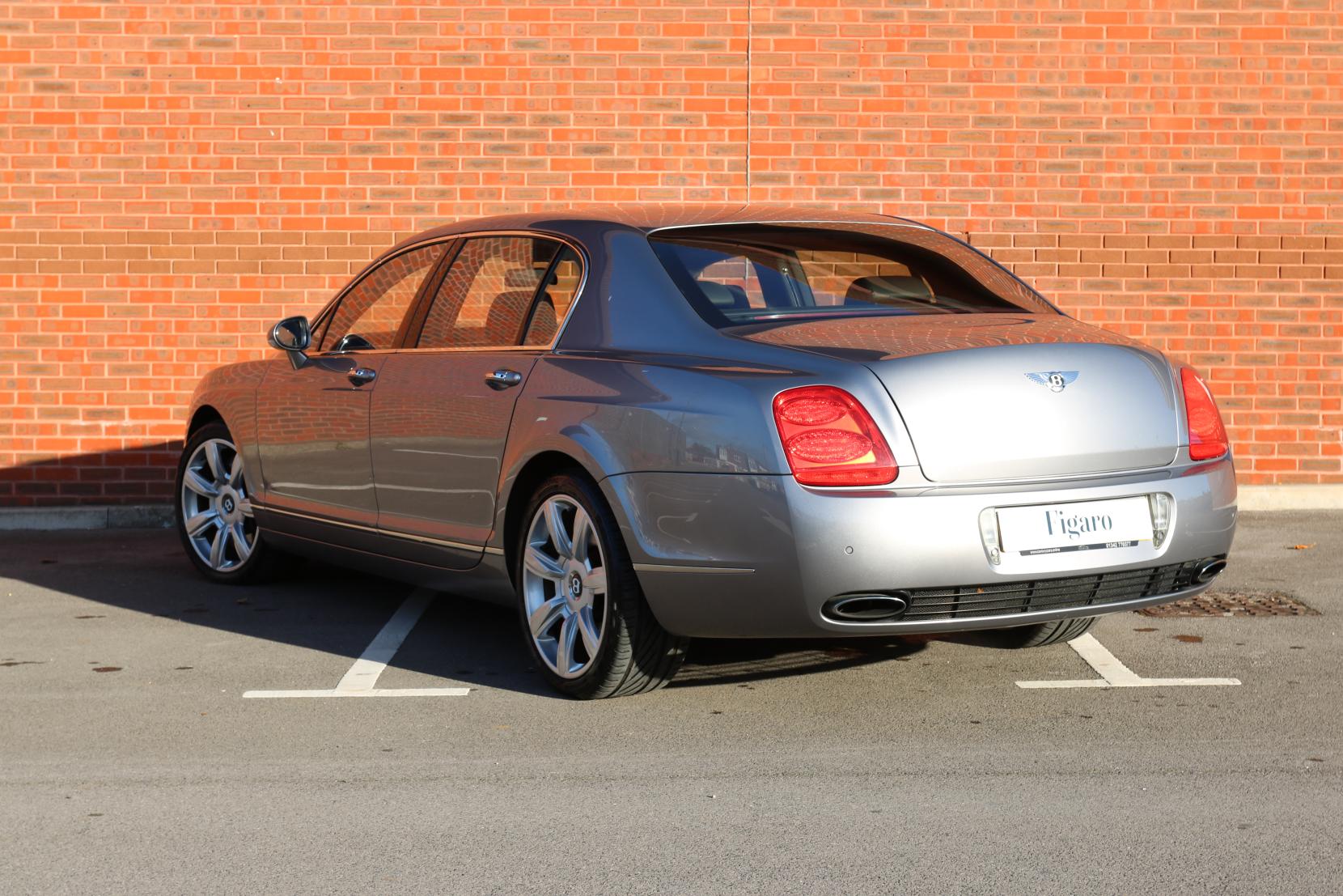 Bentley Continental 6.0 W12 Flying Spur Saloon 4dr Petrol Auto 4WD Euro 4 (560 ps)