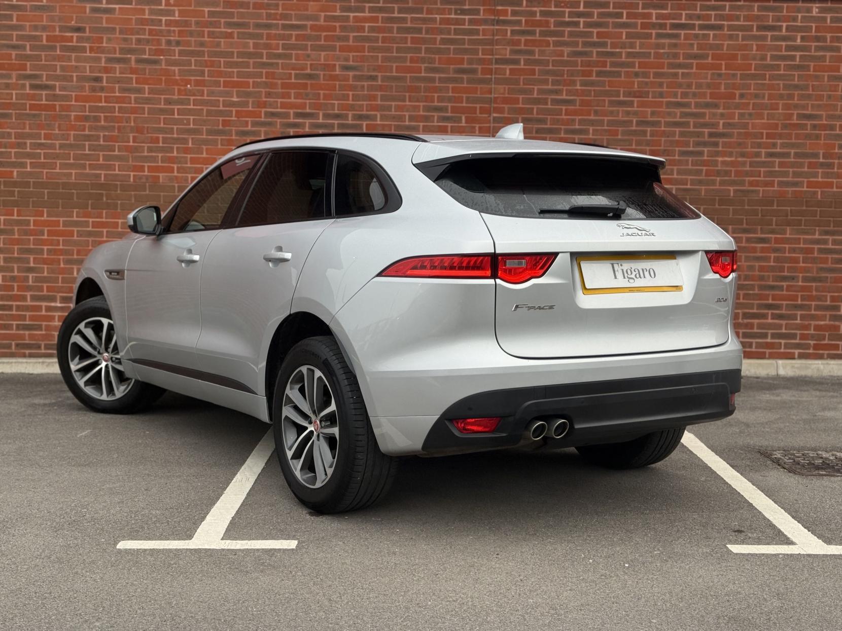 Jaguar F-PACE 2.0 D180 R-Sport SUV 5dr Diesel Auto Euro 6 (s/s) (180 ps)
