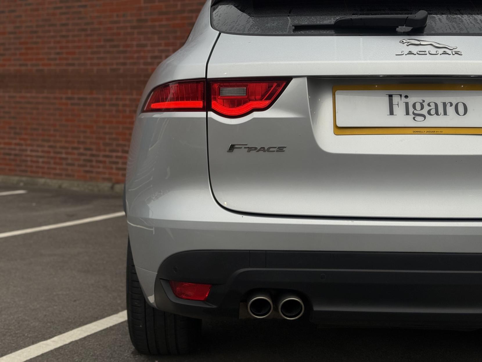 Jaguar F-PACE 2.0 D180 R-Sport SUV 5dr Diesel Auto Euro 6 (s/s) (180 ps)