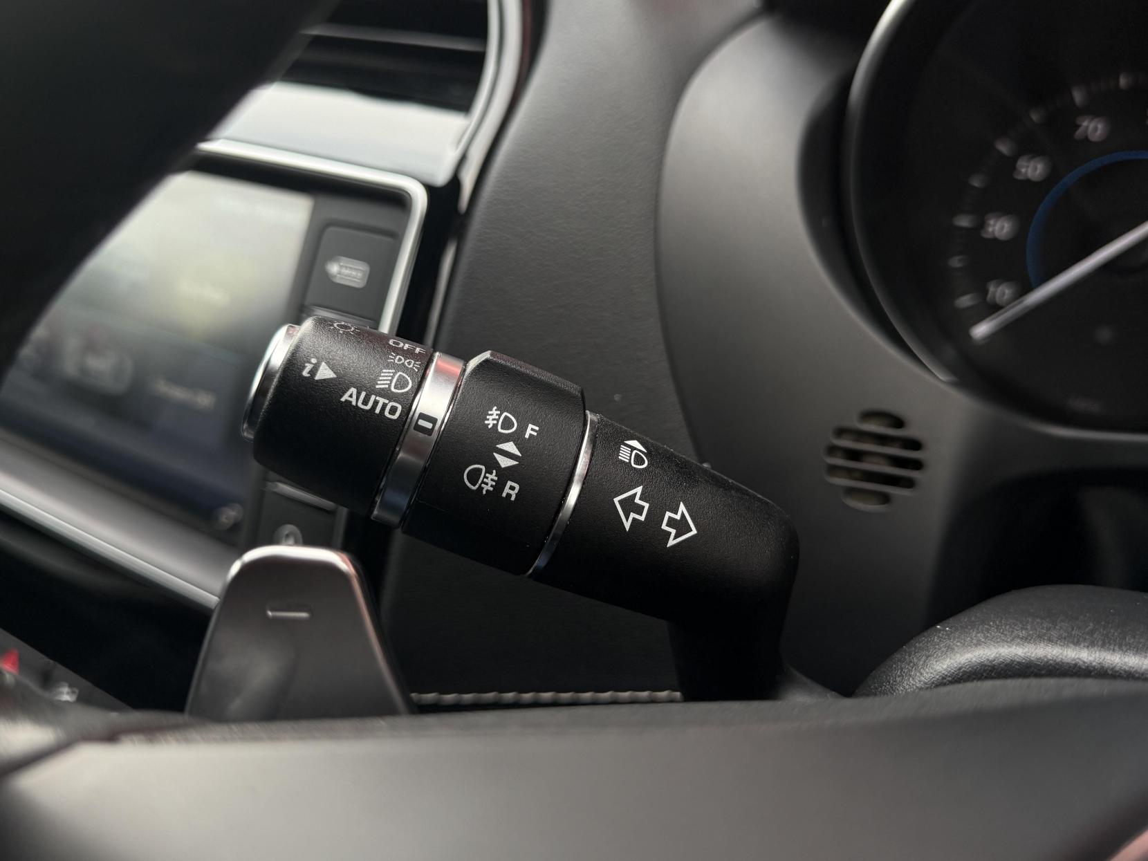 Jaguar F-PACE 2.0 D180 R-Sport SUV 5dr Diesel Auto Euro 6 (s/s) (180 ps)