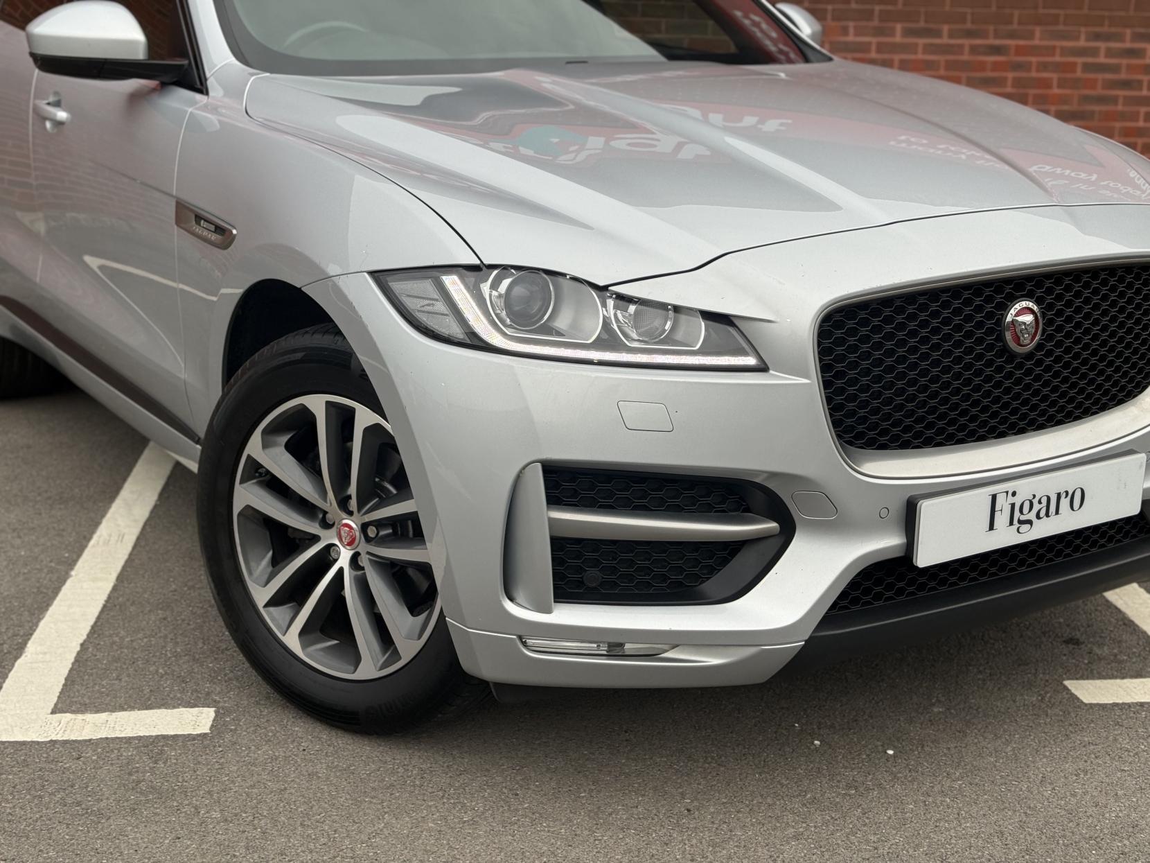 Jaguar F-PACE 2.0 D180 R-Sport SUV 5dr Diesel Auto Euro 6 (s/s) (180 ps)