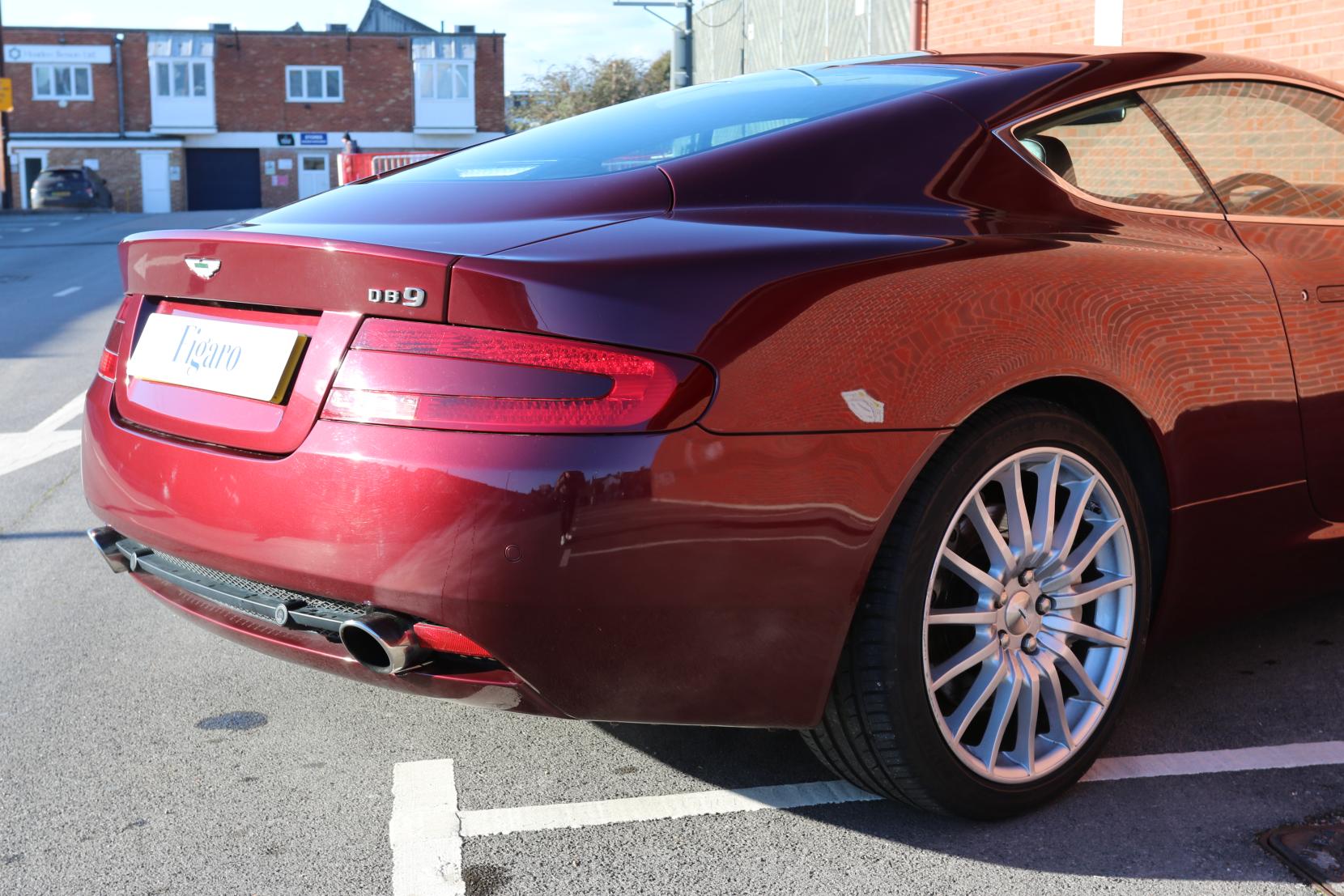 Aston Martin DB9 5.9 Coupe 2dr Petrol Seq (394 g/km, 450 bhp)