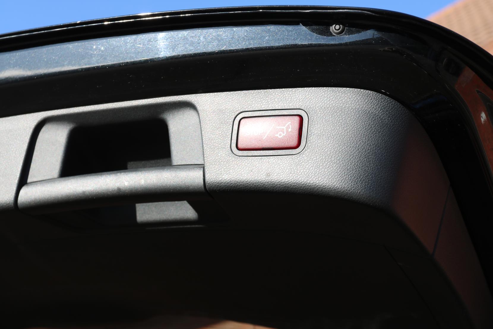 Mercedes-Benz GLA 1.6 GLA200 SE (Executive) SUV 5dr Petrol Manual Euro 6 (s/s) (156 ps)