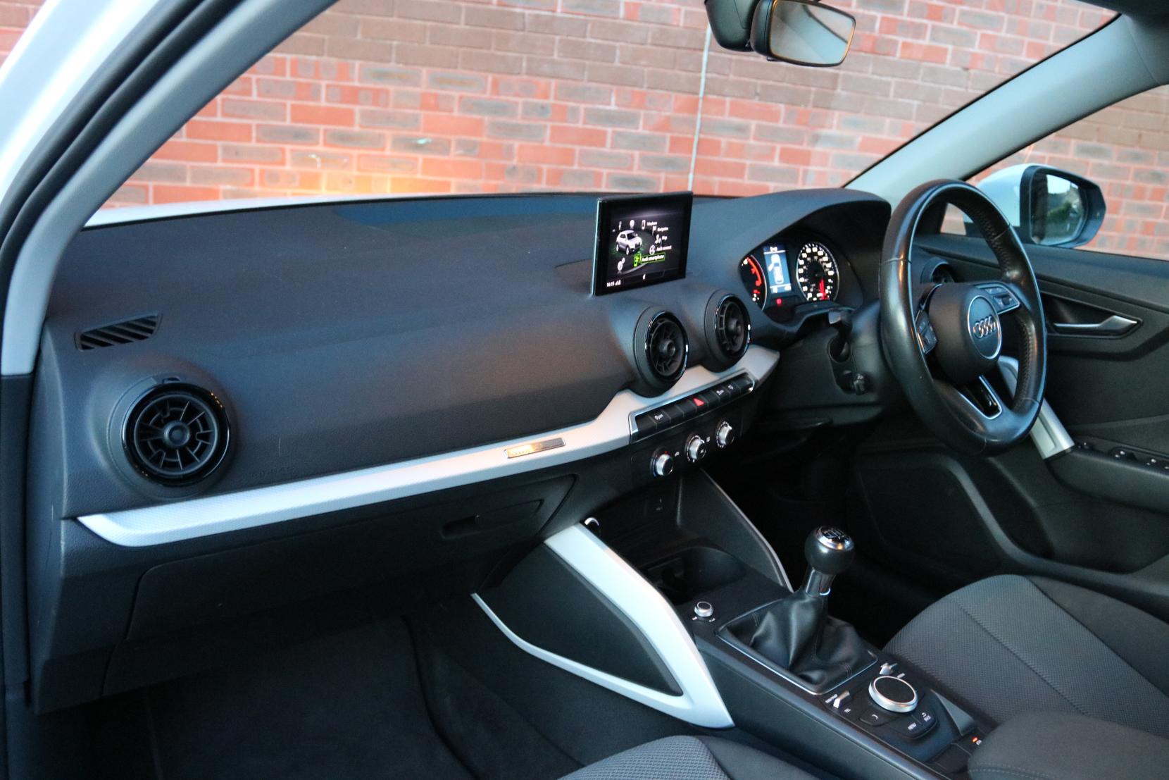 Audi Q2 1.0 TFSI SE SUV 5dr Petrol Manual Euro 6 (s/s) (116 ps)