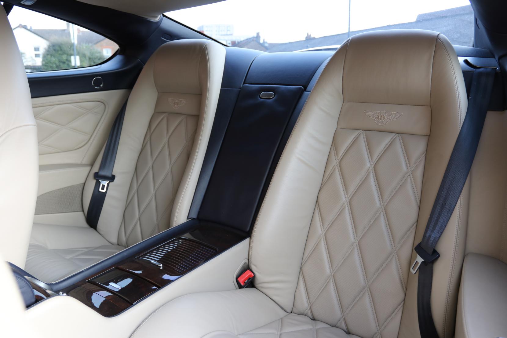 Bentley Continental 6.0 GT Coupe 2dr Petrol Automatic (410 g/km, 552 bhp)