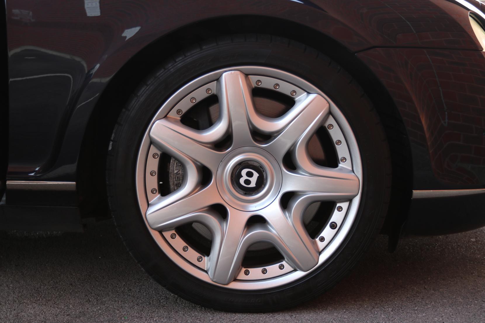 Bentley Continental 6.0 GT Coupe 2dr Petrol Automatic (410 g/km, 552 bhp)