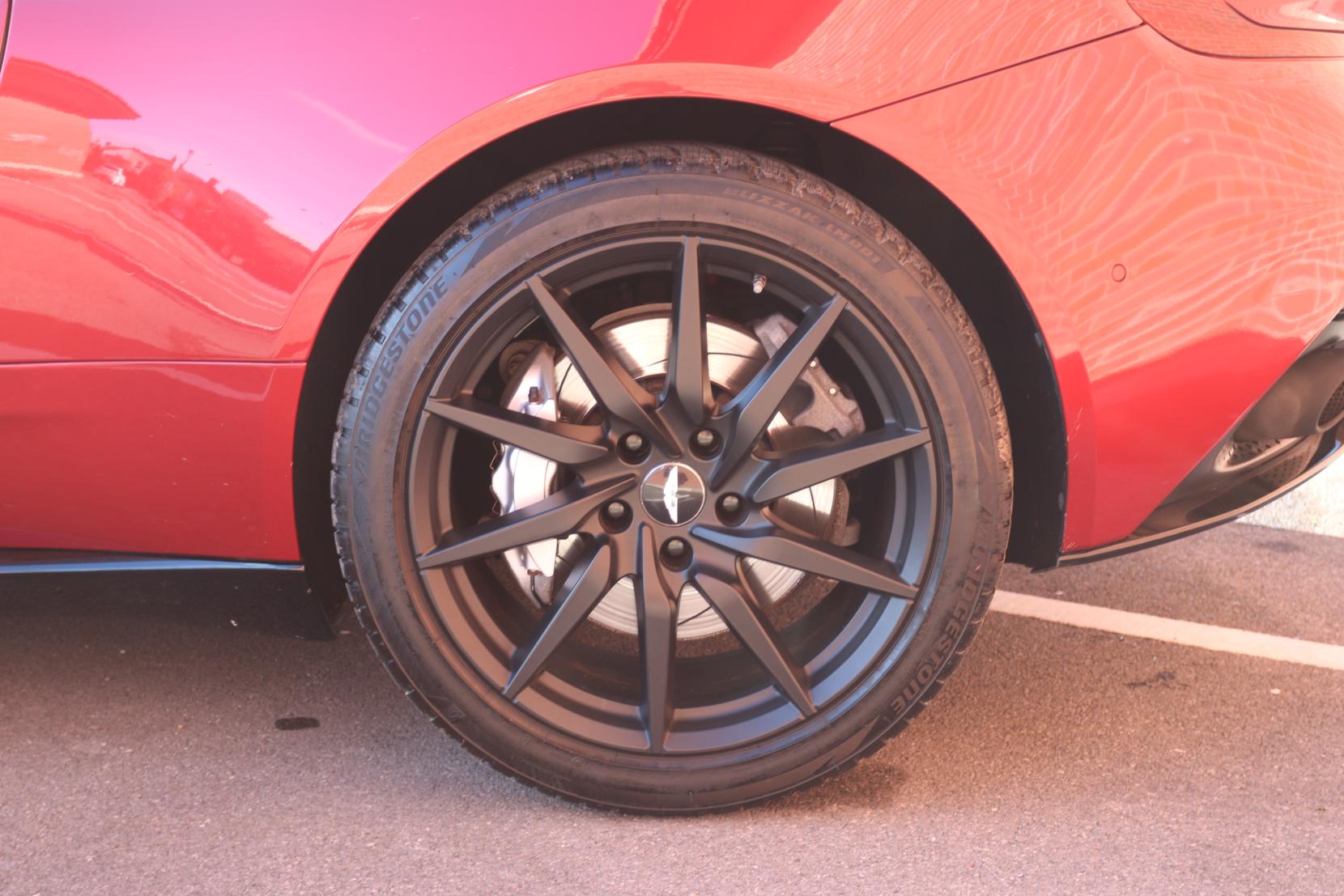 Aston Martin DB11 5.2 V12 Coupe 2dr Petrol Auto Euro 6 (s/s) (608 ps)